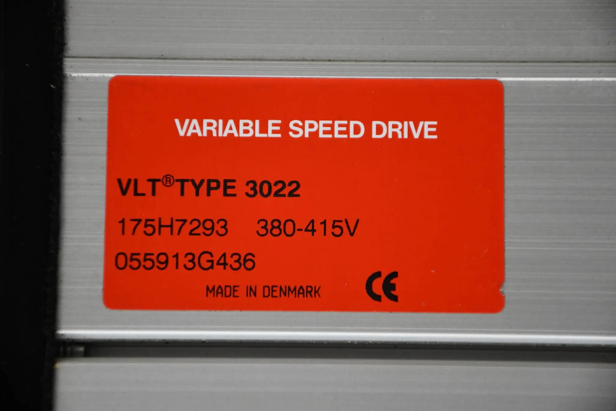 Produktfoto 1 von Danfoss VLT® Drive 3000 HVAC 3022 Frequenzumrichter 175H7293