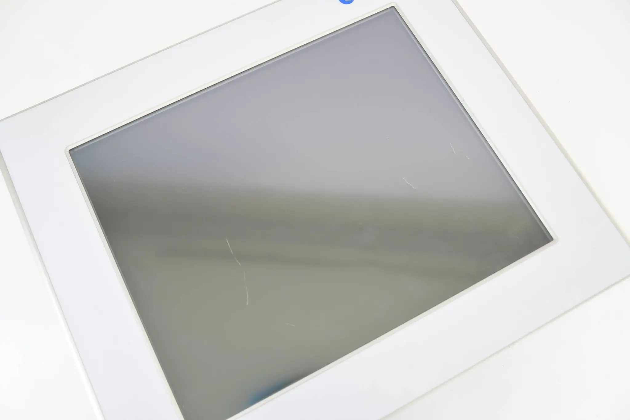 Produktfoto 1 von Kontron Embedded Computer 17” Touch V-Panel 170 ( 2-A0H6-2121 )