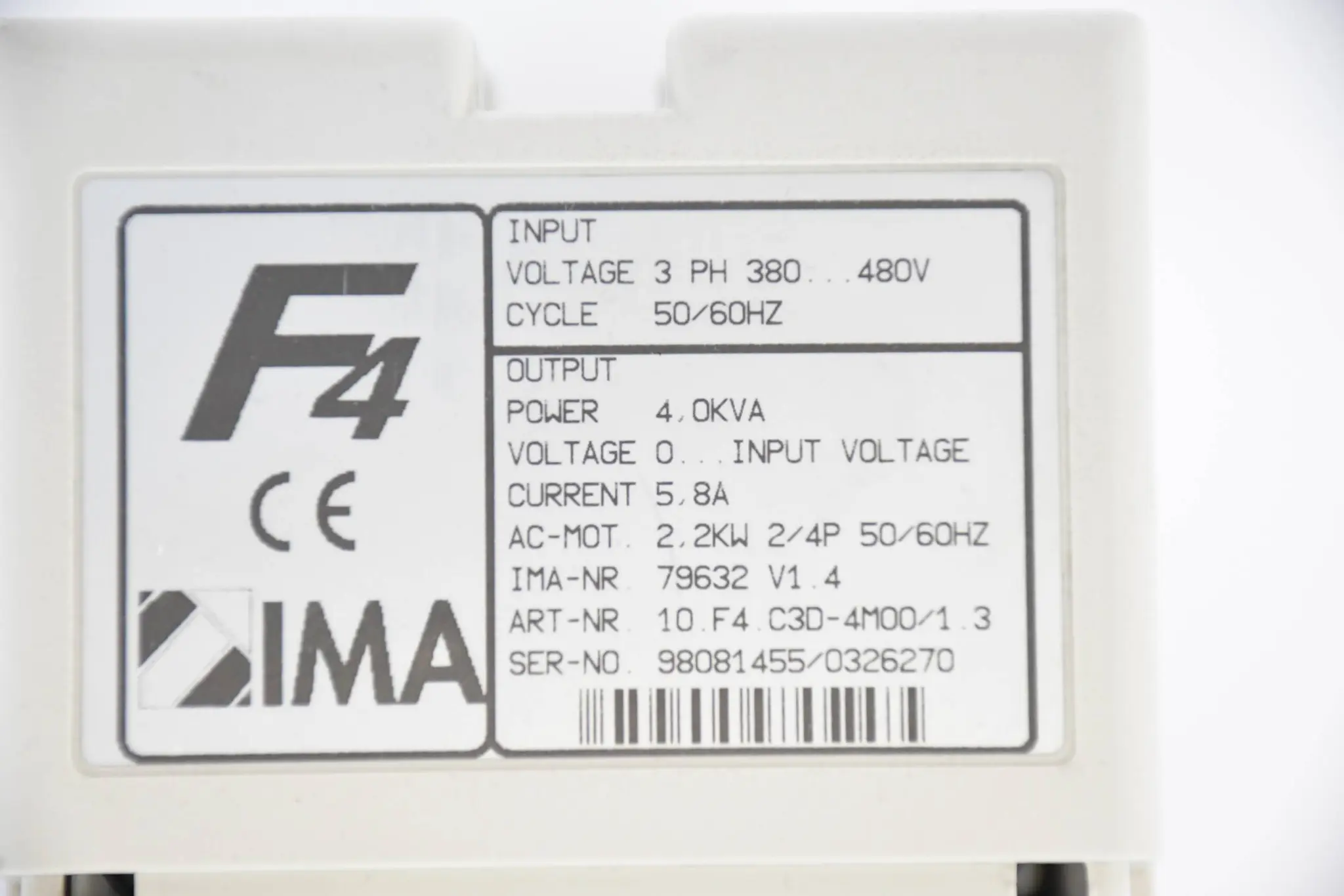Produktfoto 1 von KEB combivert F4 Frequenzumrichter 10.F4.C3D-4M00/1.3 ( 10F4C3D )