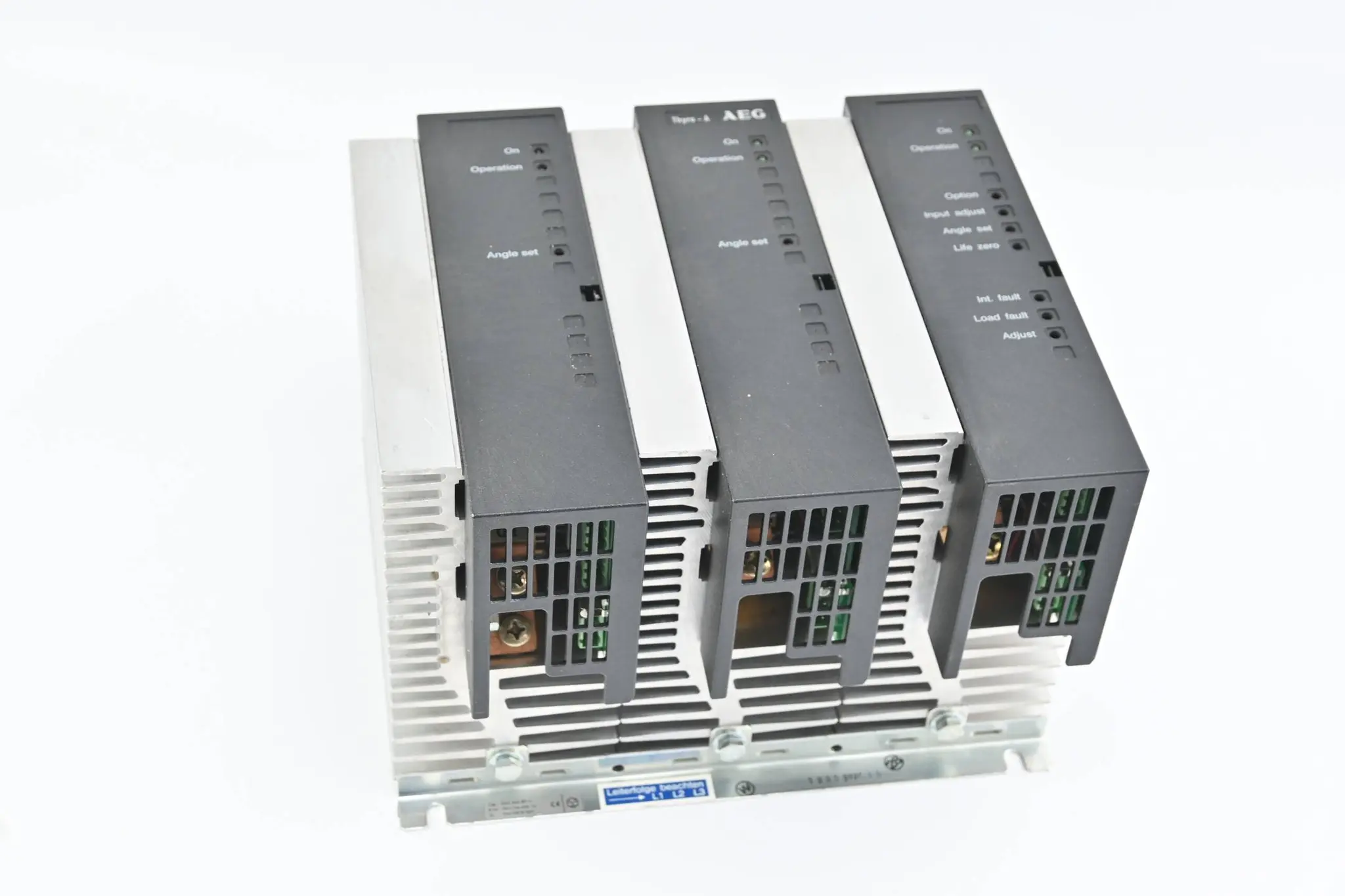 Produktfoto 1 von AEG Thyristor-Leistungssteller Thyro-A 3AX 400-80 H ( 763-724-430.12 )