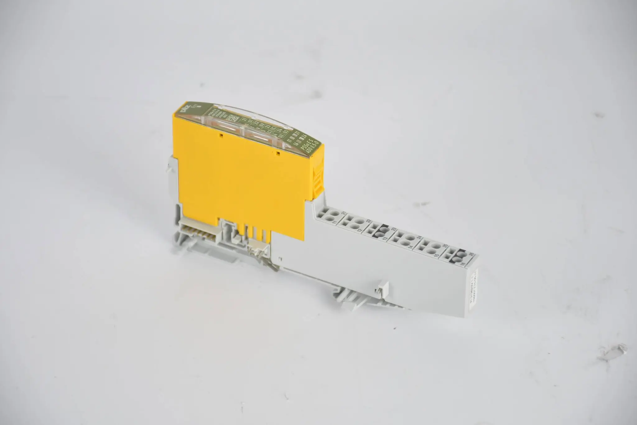 Produktfoto 1 von Pilz 312623 V 1.1 inkl. PSSu E S4D0 0.5-D 312406