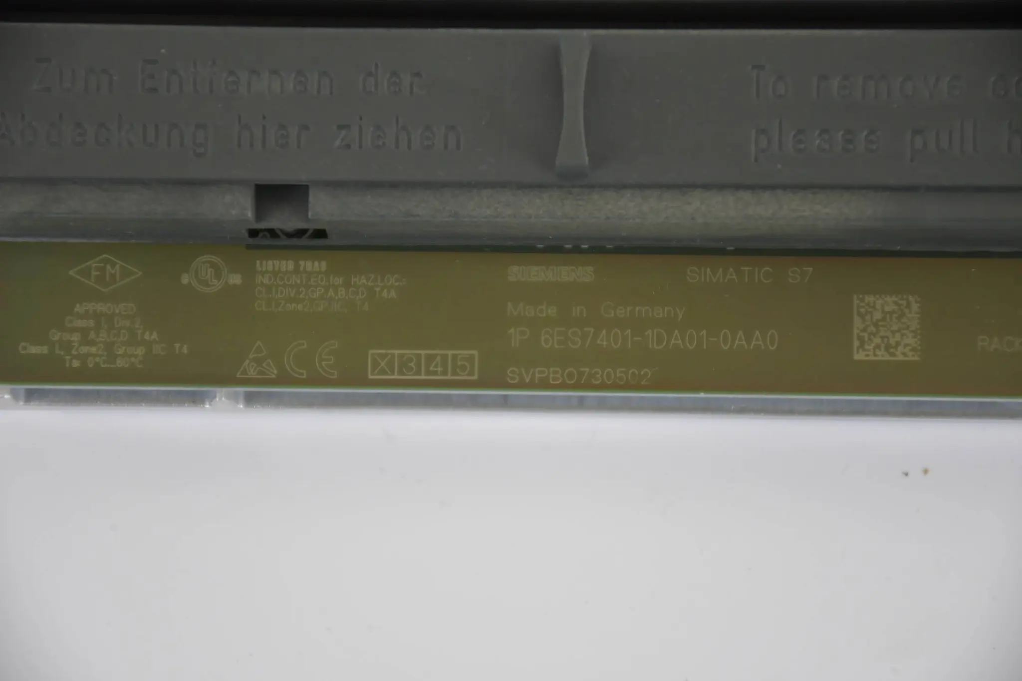 Produktfoto 1 von Siemens Simatic S7-400 Baugr. Träger 6ES7401-1DA01-0AA0 ( 6ES7 401-1DA01-0AA0 )