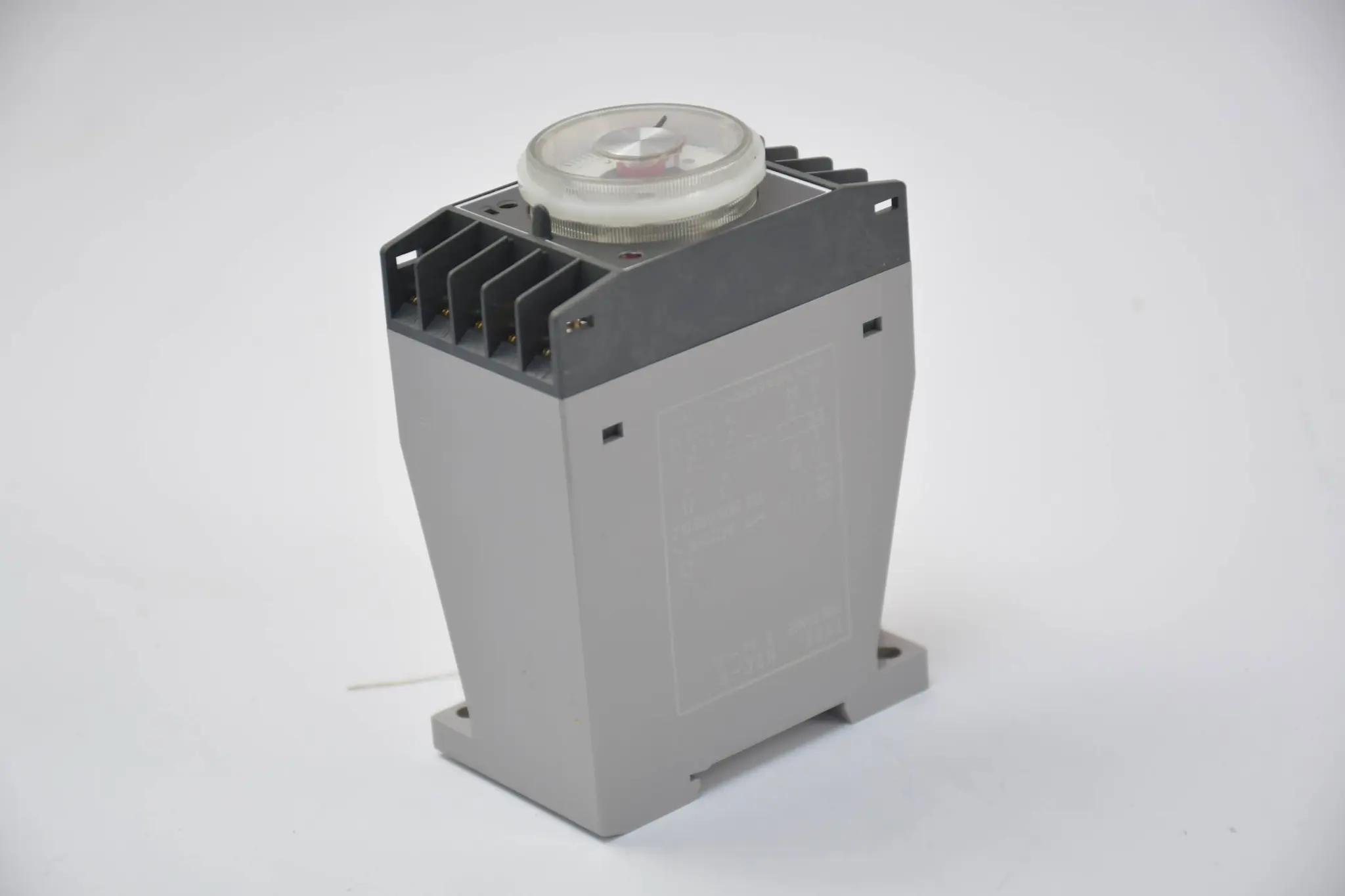Produktfoto 1 von Omron Timer 6s-6h / 110VAC ( H2C-FB )