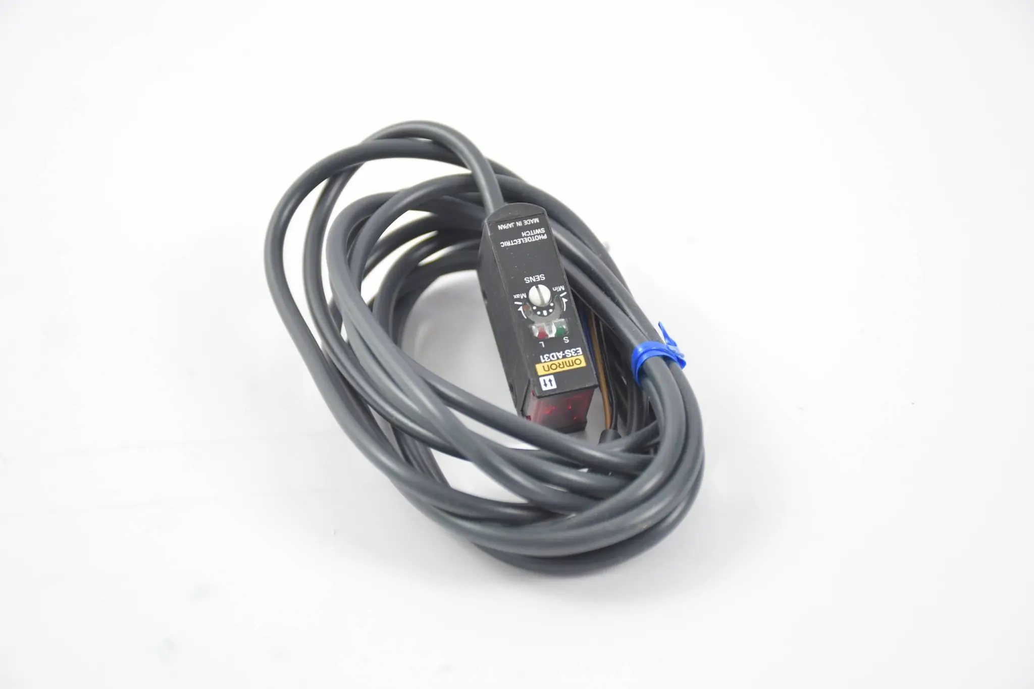 Produktfoto 1 von Omron Photoelectric switch 10 to 30VDC 2m ( E3S-AD31 )