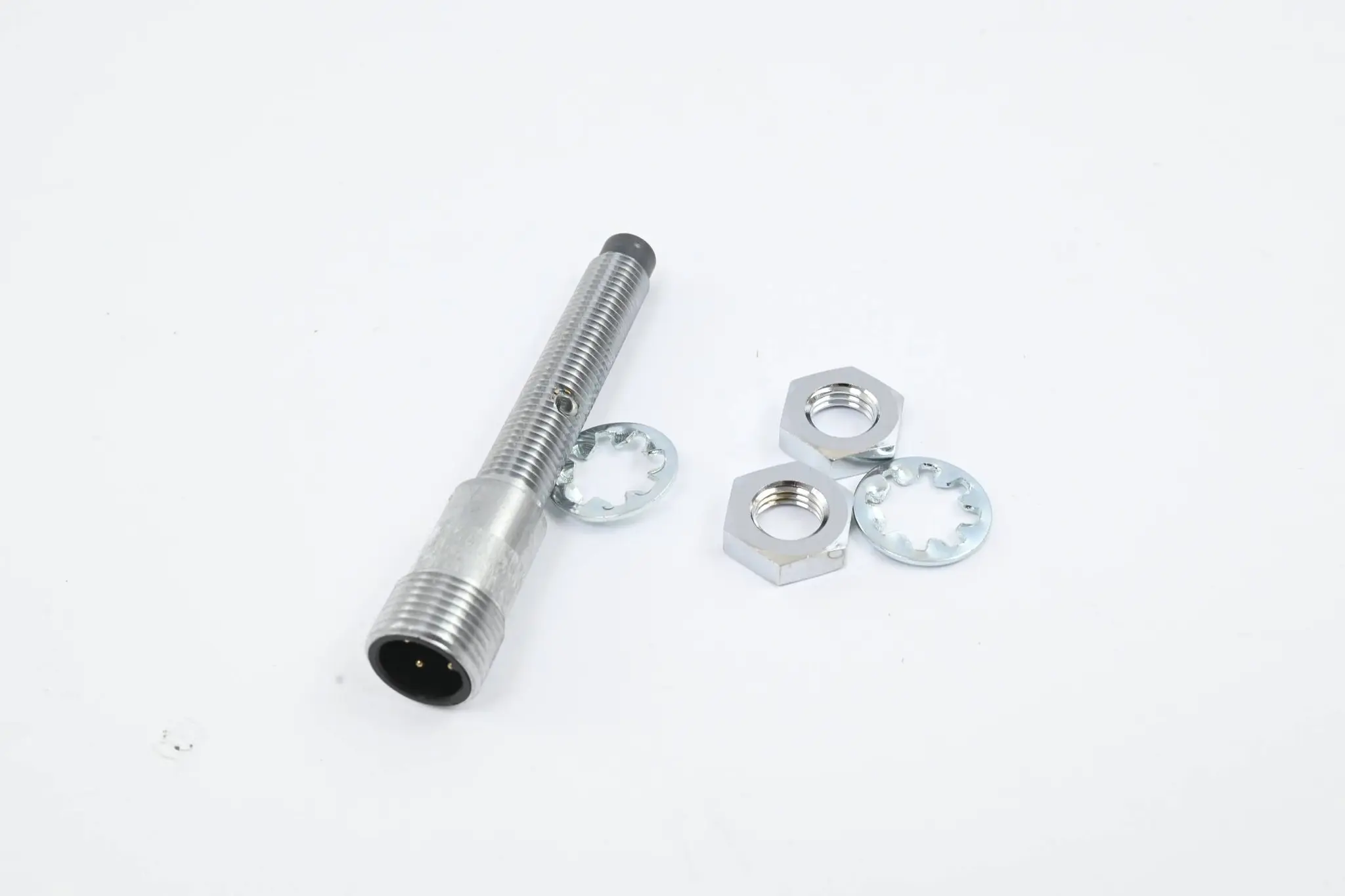 Produktfoto 1 von Balluff induktiver Sensor BES M08MG1-PSC60F-S04G