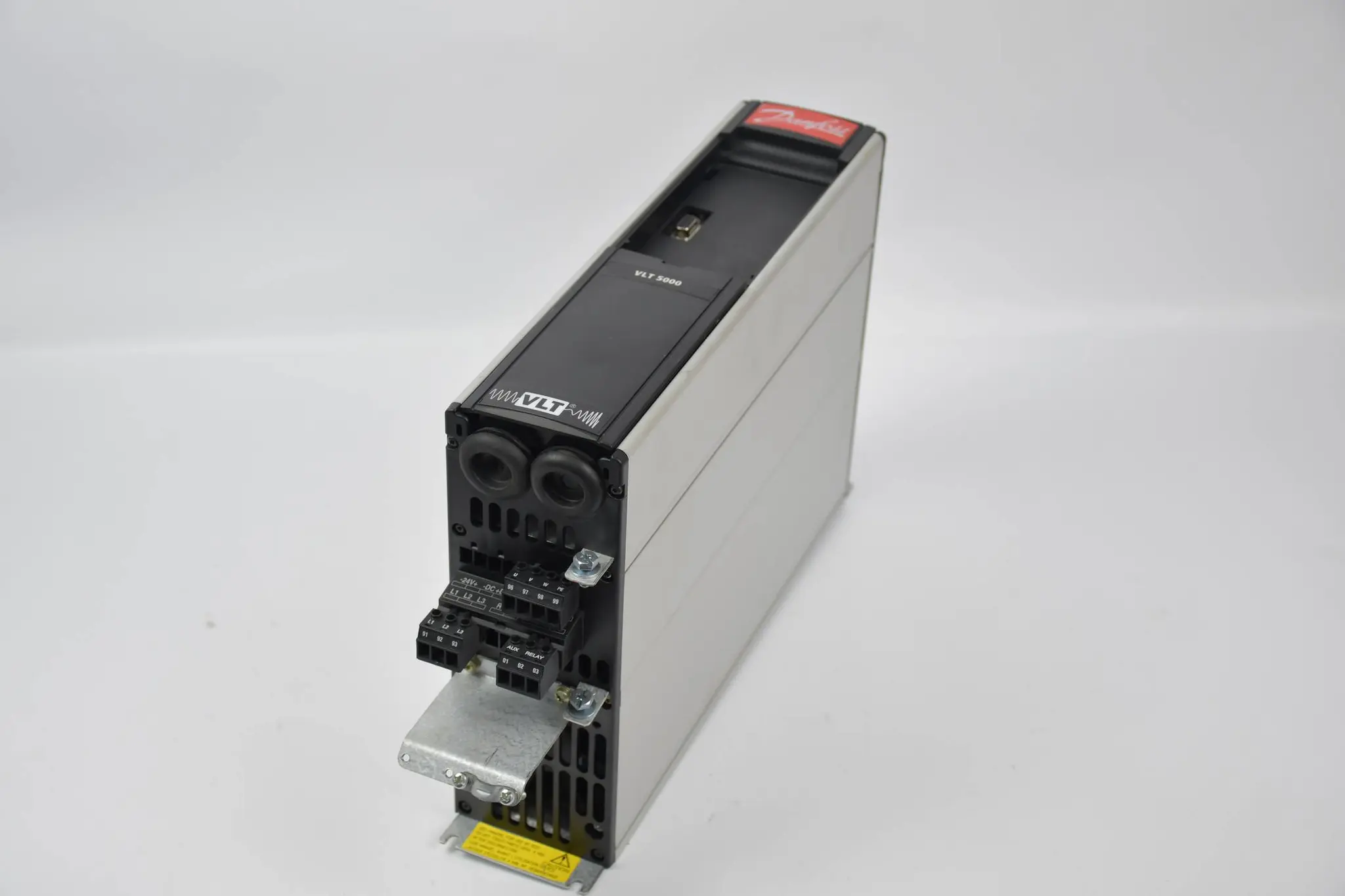 Produktfoto 1 von Danfoss VLT 5000 Frequenzumrichter VLT50005PT5B20SBR3DLF00A00C0 ( 175Z0059 )