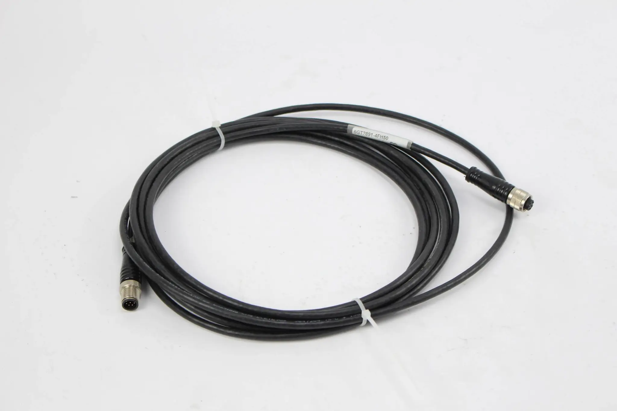 Produktfoto 1 von Siemens Simatic RF Steckleitung 5 Meter 6GT2891-4FH50 ( 6GT2 891-4FH50 )