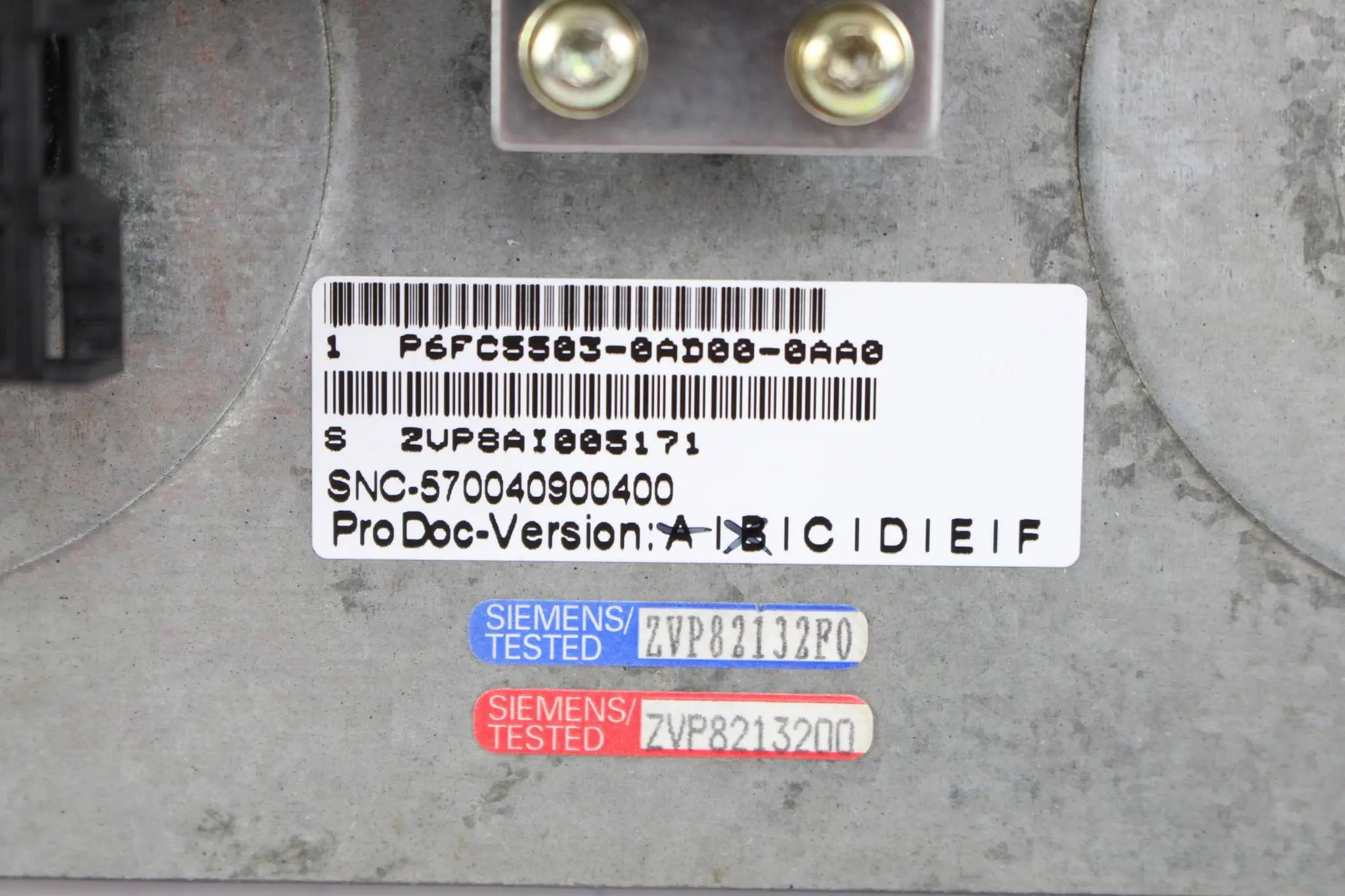 Produktfoto 1 von Siemens Sinumerik 802S MCP 6FC5503-0AD00-0AA0 ( 6FC5 503-0AD00-0AA0 ) Version B