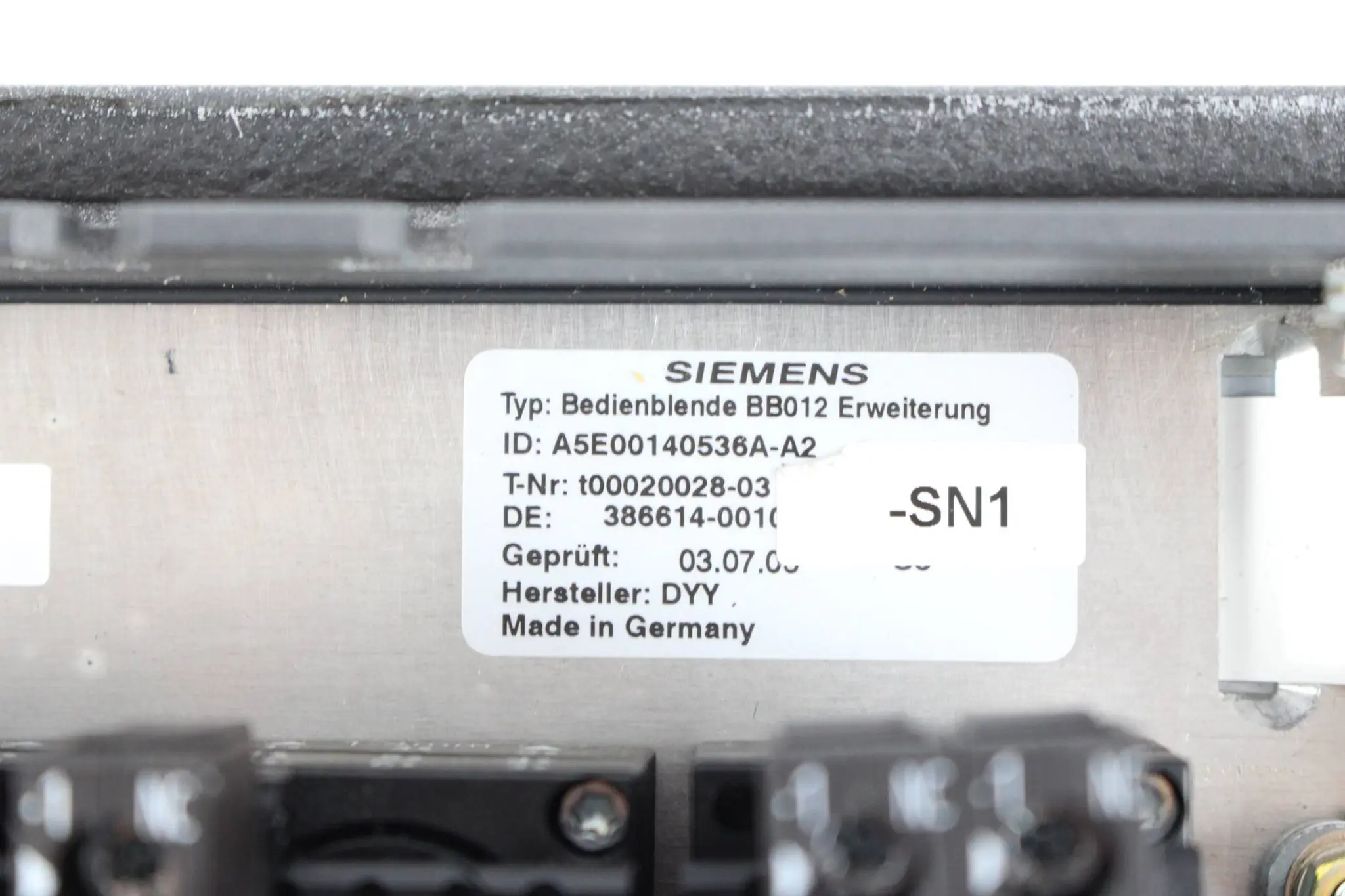 Produktfoto 1 von Siemens Sinumerik Bedienblende BB012 6FC5247-0AA43-1AA0 ( 6FC5 247-0AA43-1AA0 )