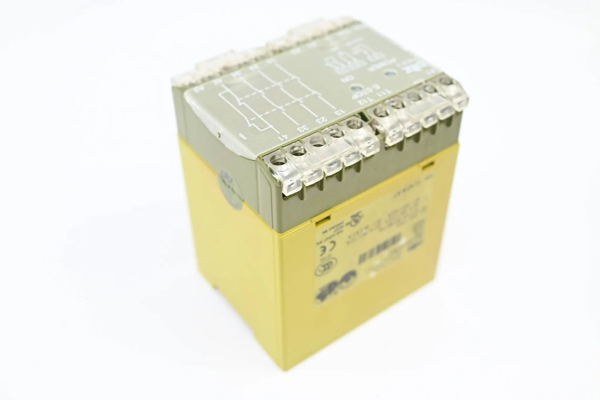 Produktfoto 1 von Pilz Sicherheitsrelais PNOZ 2 240 V AC 3S1Ö ( 475755 )