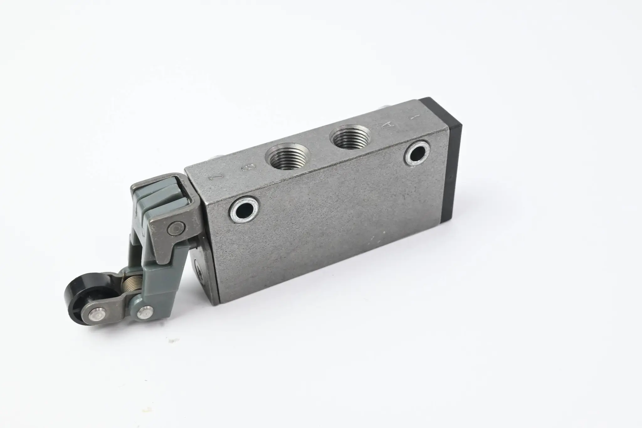 Produktfoto 1 von Bosch Steuerventil 0820 4030 03 ( 0820403003 )