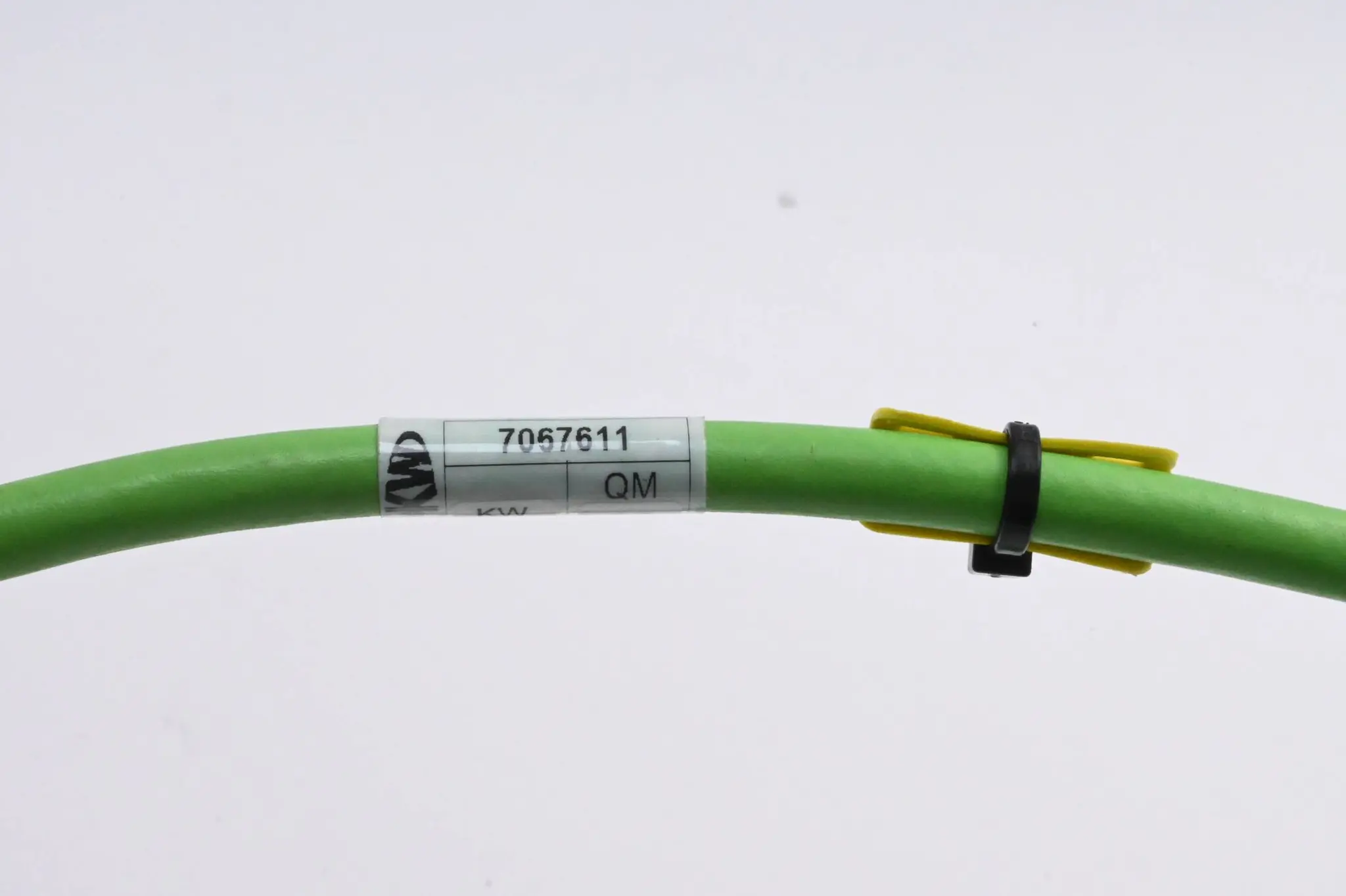 Produktfoto 1 von DMG Mori Bus-Kabel mit Anschlussstücken ( 7067611 ) 3m