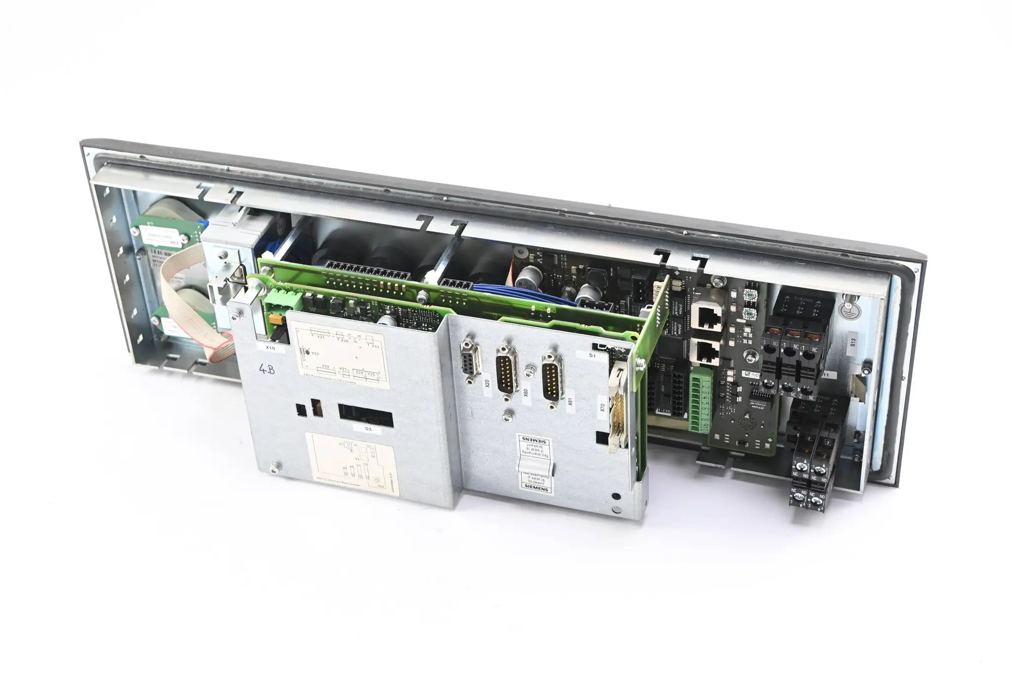 Produktfoto 1 von Siemens Sinumerik Bedienpanel 6FC5303-1AF02-8AW0 ( 6FC5 303-1AF02-8AW0 )