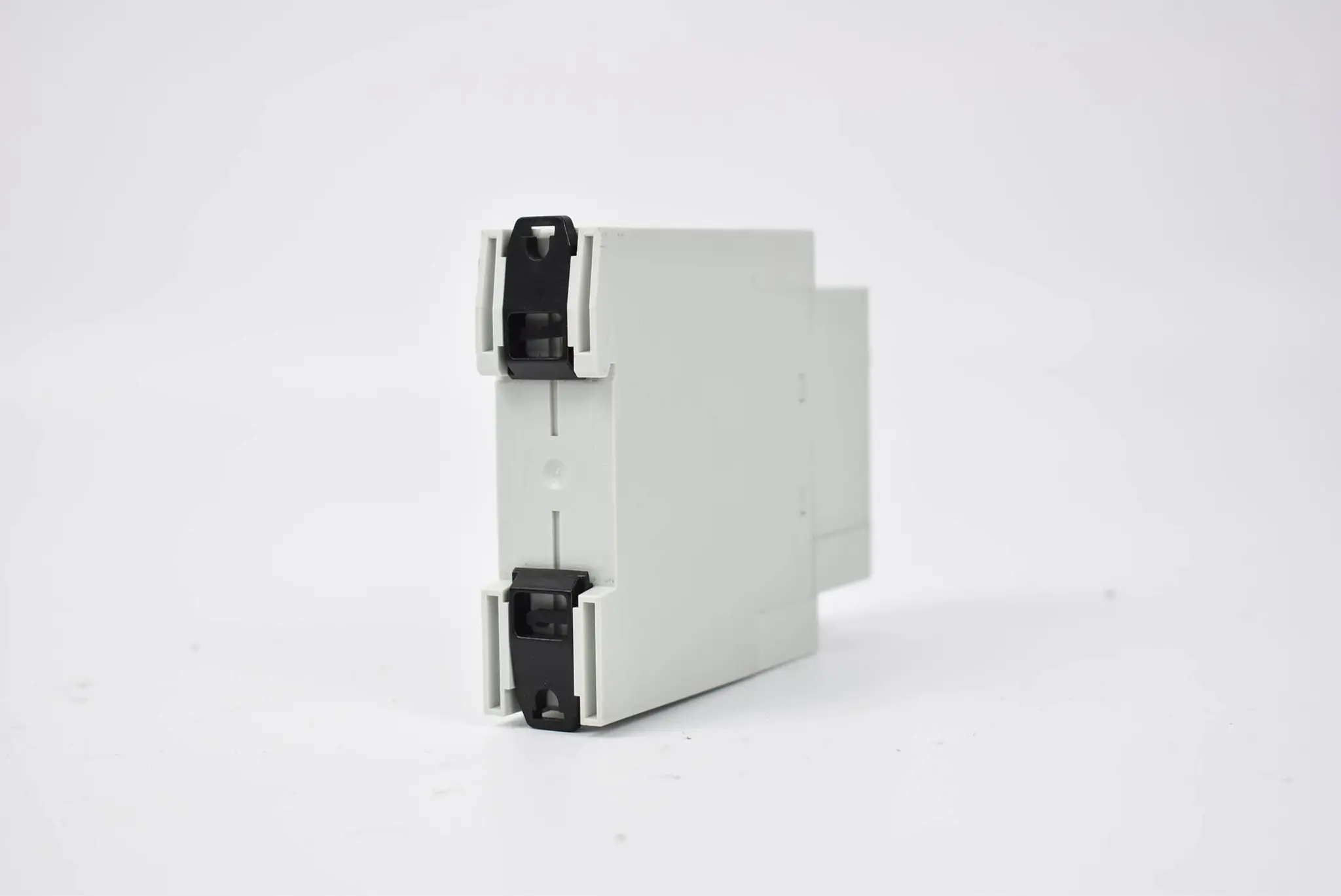 Produktfoto 1 von Syrelec Crouzet TRM Zeitverzögerungs-Relais 0,06s-30h 24...240V 50-60Hz 88893003