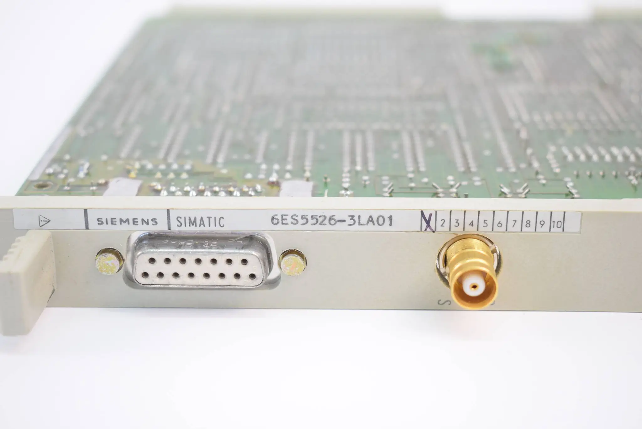 Produktfoto 1 von Siemens Simatic S5 6ES5526-3LA01 ( 6ES5 526-3LA01 ) E1