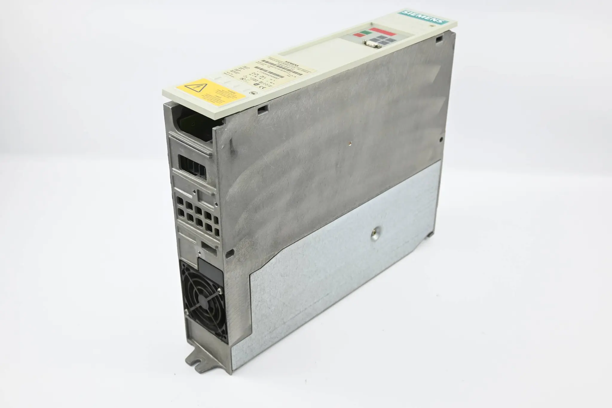 Produktfoto 1 von Siemens Simovert VC Umrichter 6SE7018-0EA61-Z ( 6SE7 018-0EA61-Z ) inkl. Option