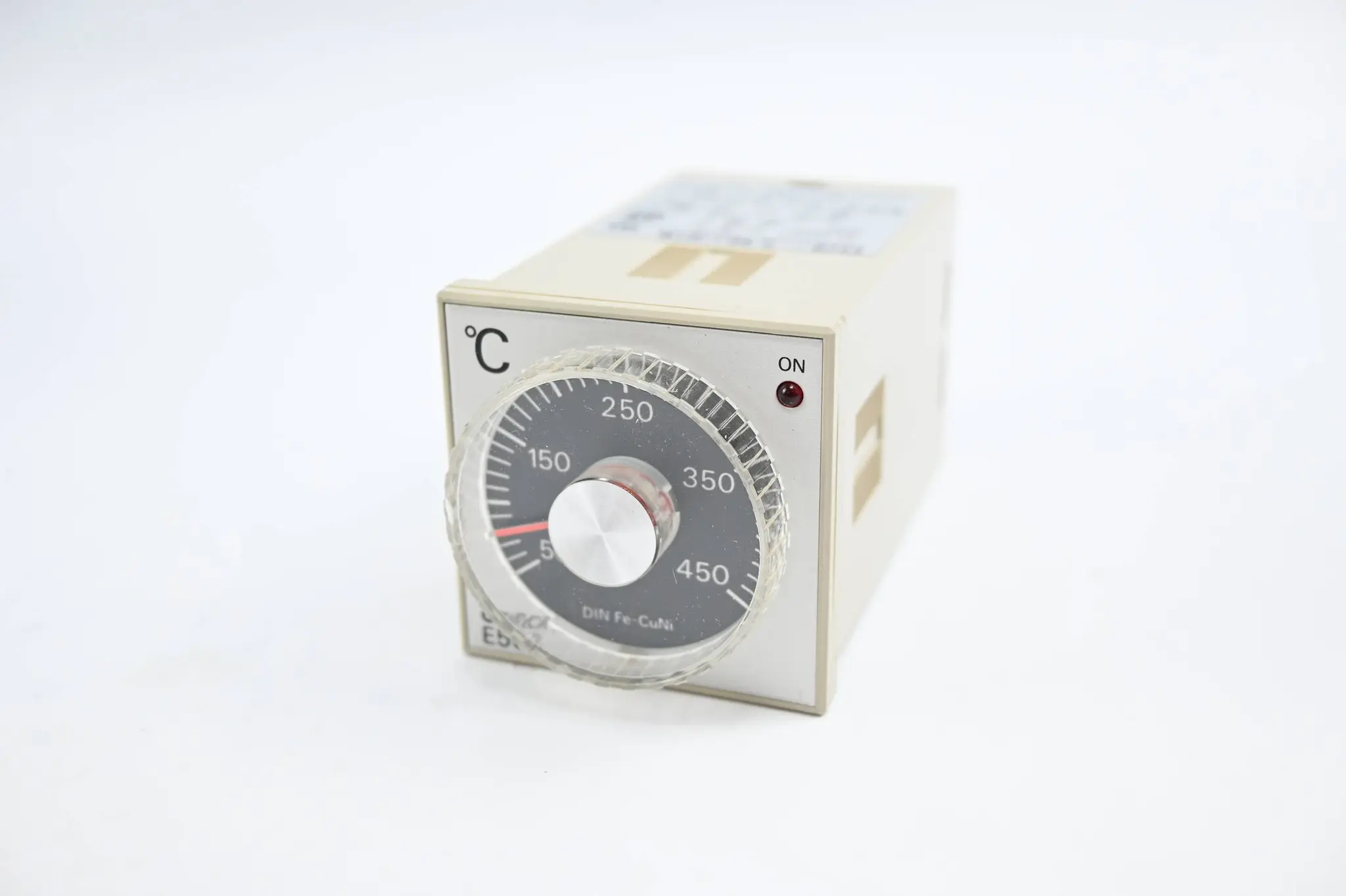 Produktfoto 1 von Omron Temperatur Controller 50-450 °C 220/240VAC ( E5C2-R20J DIN )