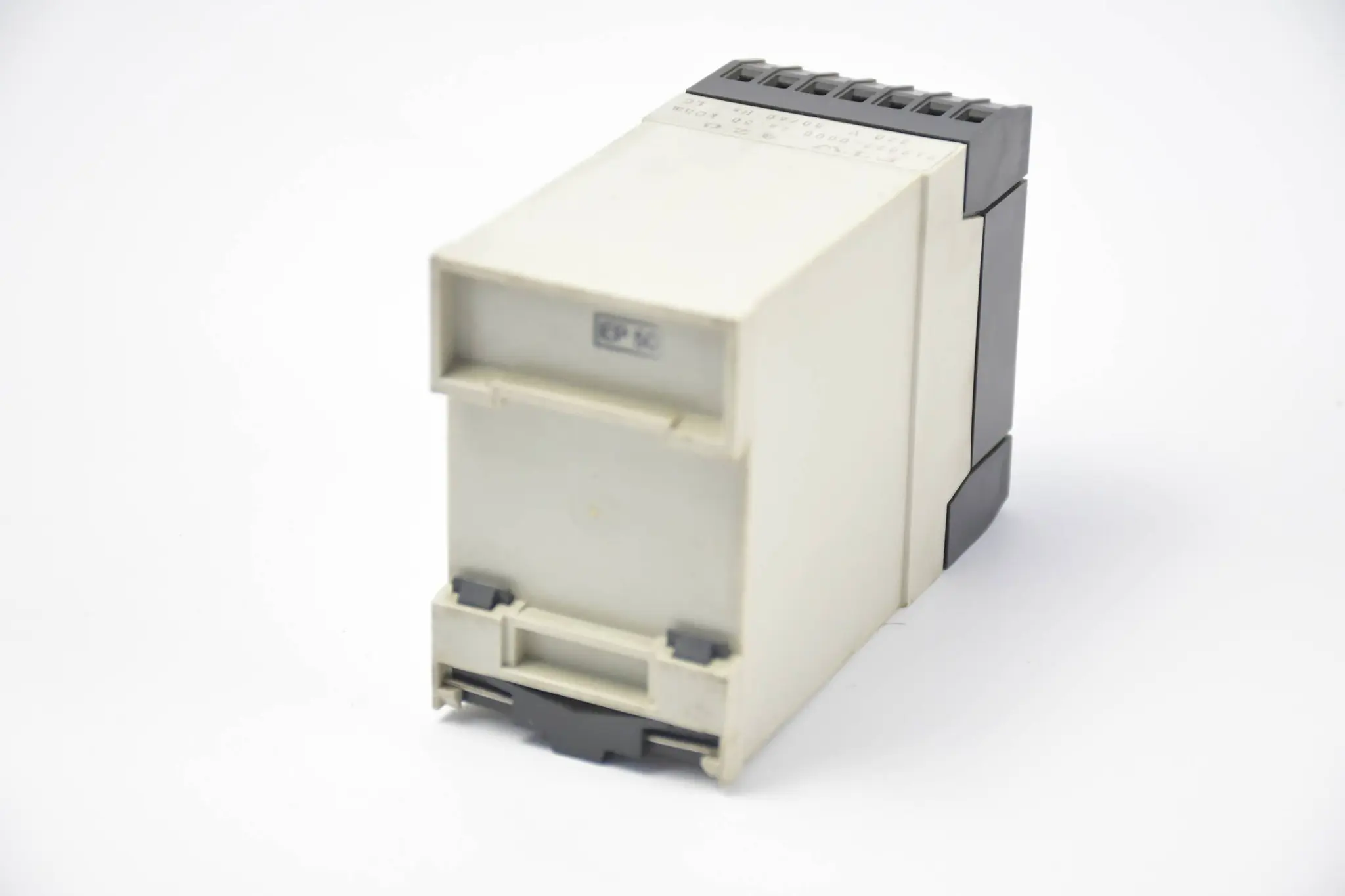 Produktfoto 1 von Endress + Hauser Nivotester FTW 420 ( 917077-0000 ) ca. 50 kOhm 220V 50/60Hz
