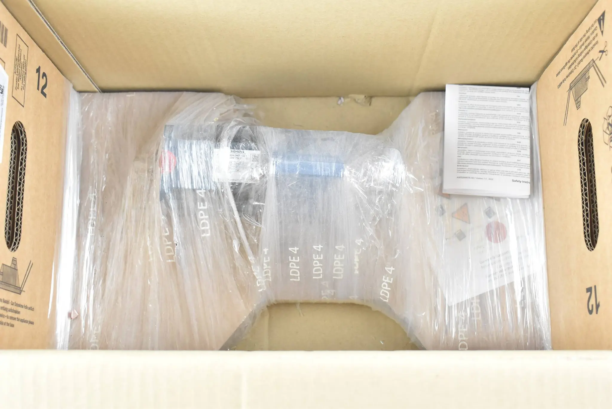 Produktfoto 1 von Siemens Simotics S Synchronservomotor 1FK7034-2AK71-1QG2 ( 1FK7 034-2AK71-1QG2 )