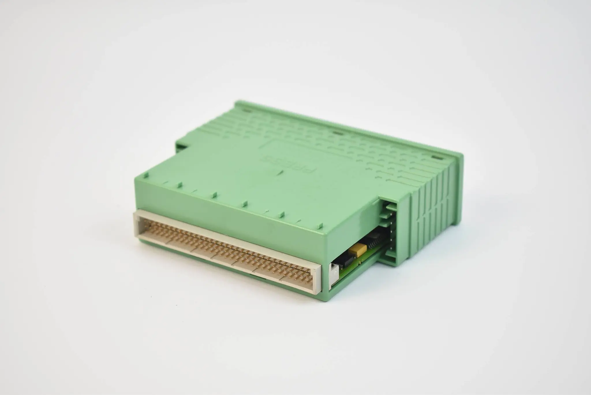 Produktfoto 1 von Phoenix Contact Interbus IB STME 24 DO 16/3 ( 2754943 )