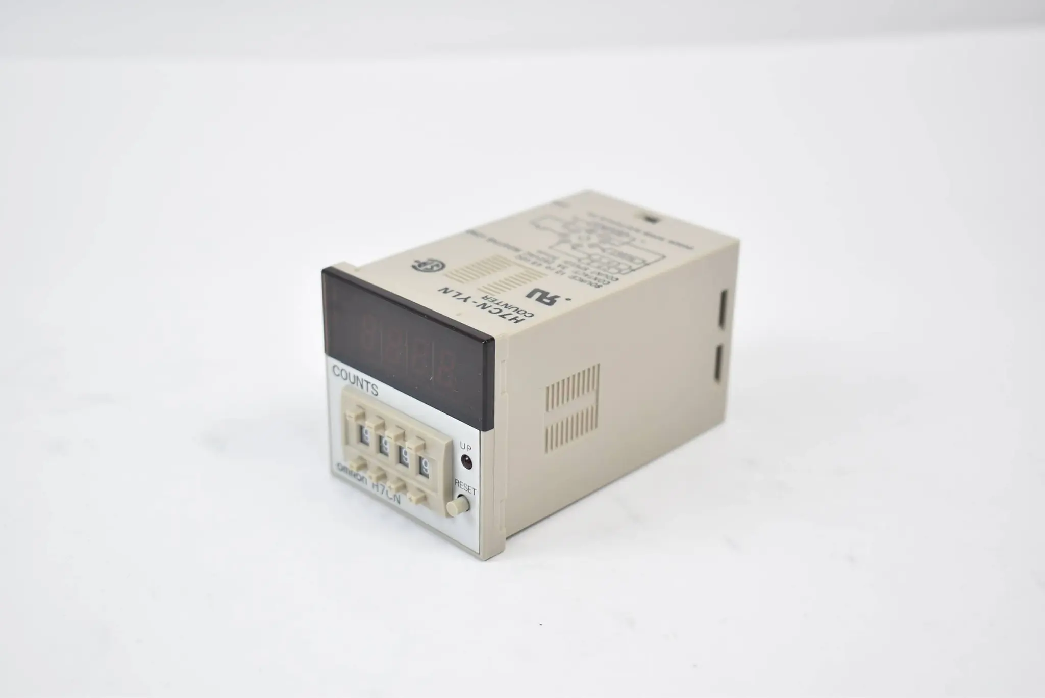 Produktfoto 1 von Omron Counter Zähler H7CN-YLN 9999 12-48 VDC