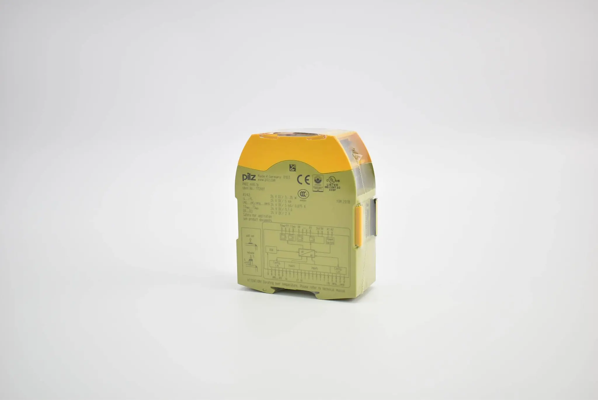 Produktfoto 1 von Pilz Sicherheitsrelais programmierbar PNOZ mm0.1p ( 772001 )