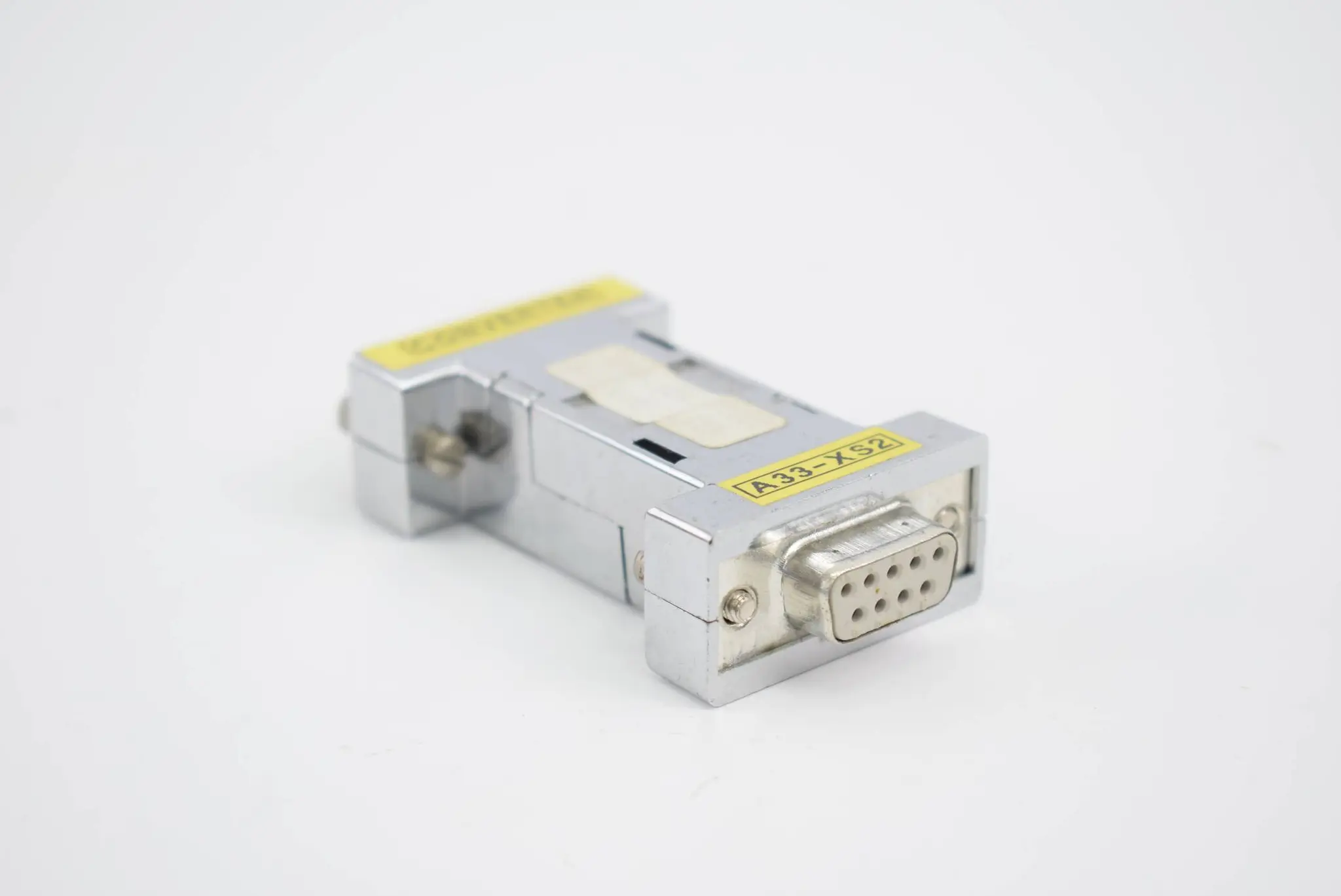 Produktfoto 1 von Converter von PC zu EMC A33-XS2 ( 000131.829 )