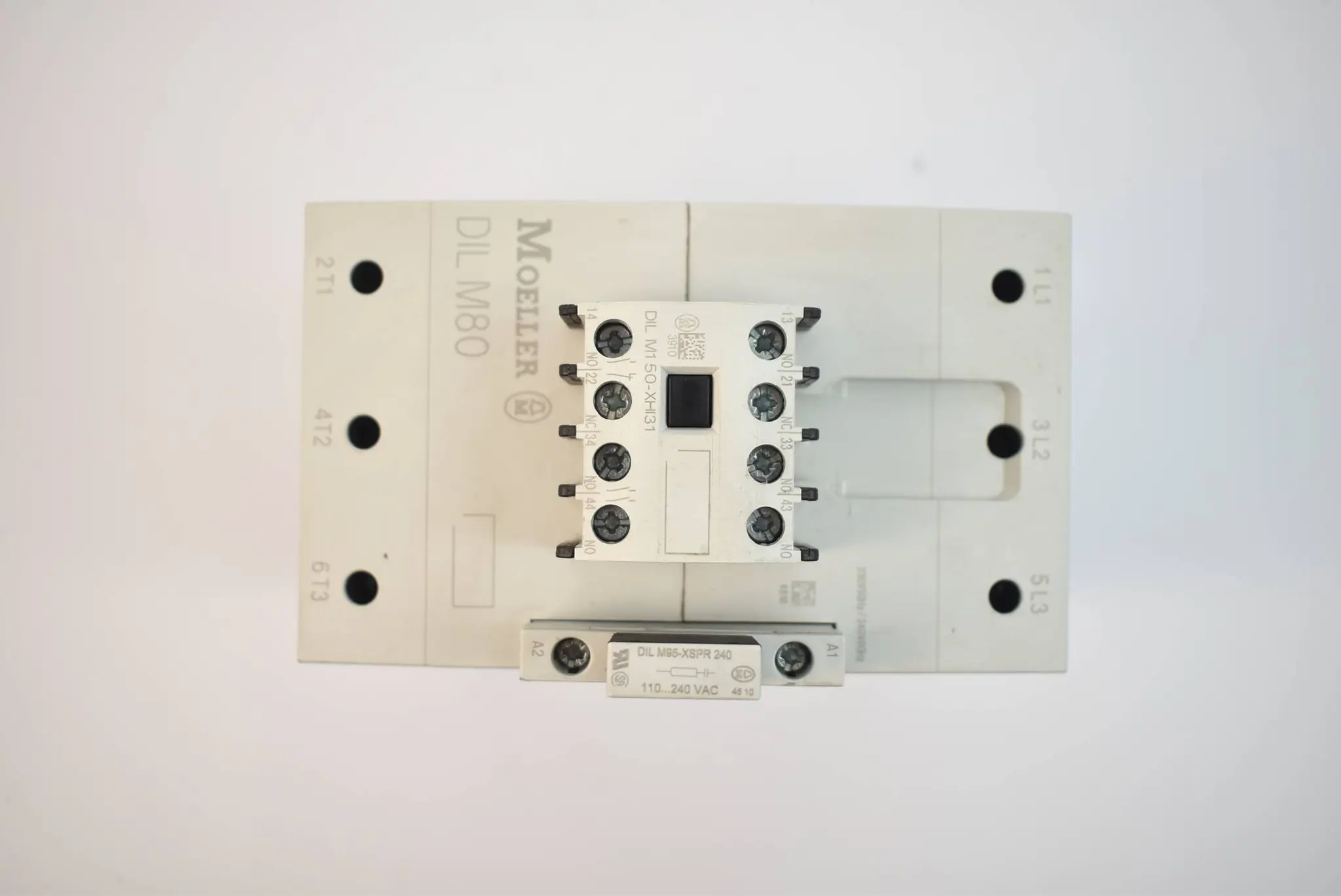 Produktfoto 1 von Moeller Leistungsschütz DIL M80 + Hilfsschütz DIL M150-XHI31 + DIL M95-XSPR240