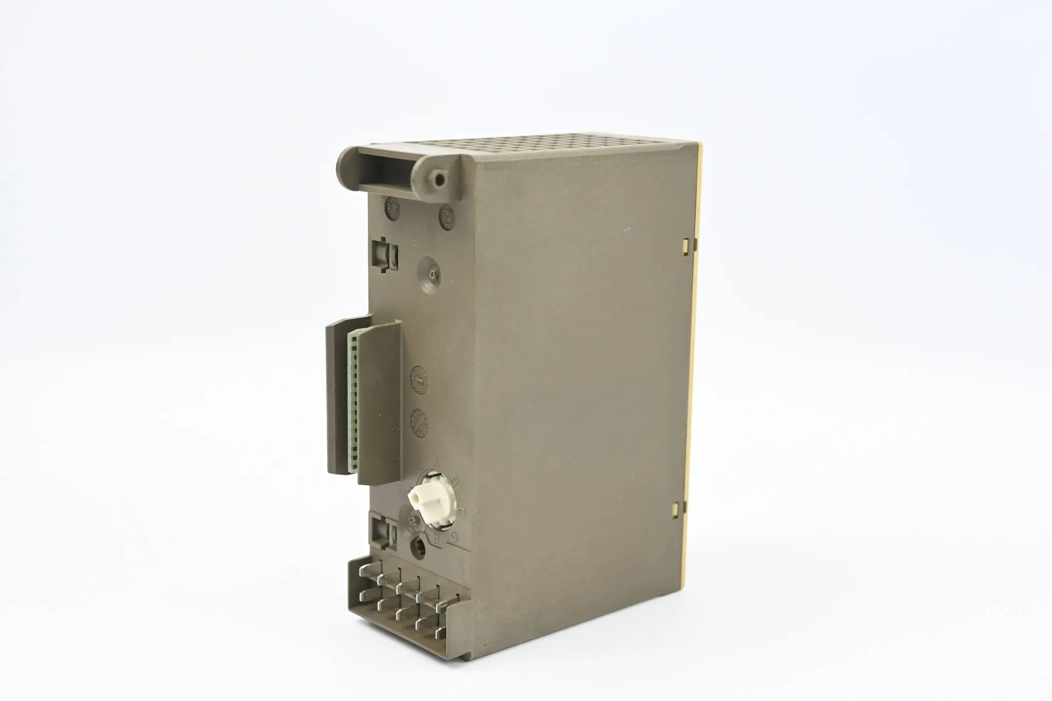Produktfoto 1 von Siemens Simatic S5 Analogeingabe 6ES5464-8MF21 ( 6ES5 464-8MF21 )