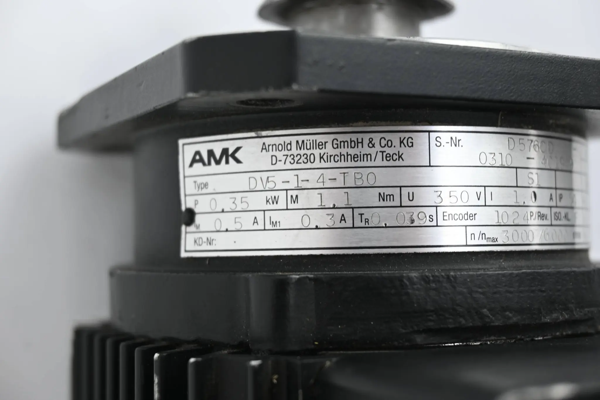 Produktfoto 1 von AMK Servomotor DV5-1-4-TB0 ( 0.35kW 0.3A 350V 3000/min )