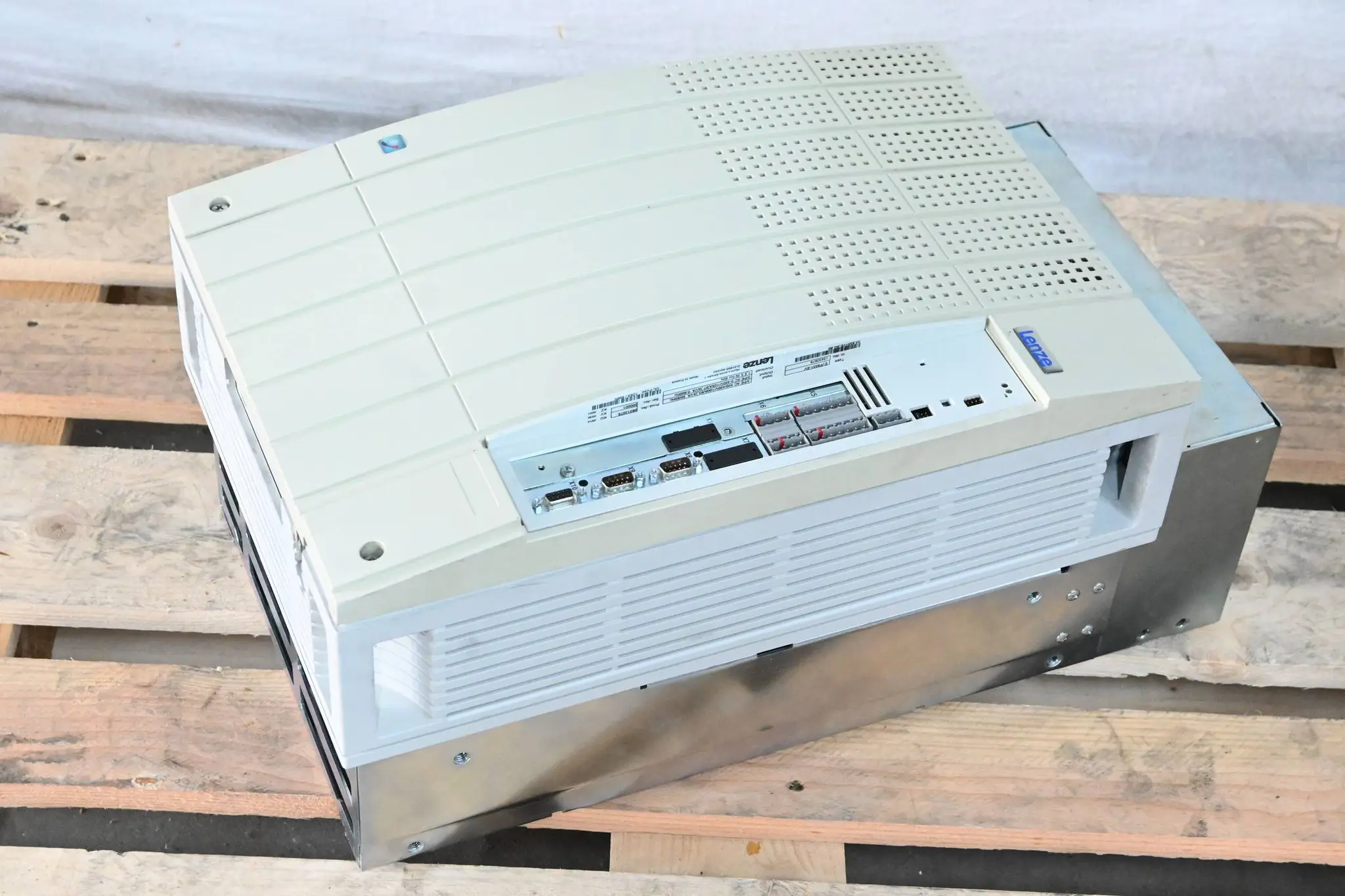Produktfoto 1 von Lenze Frequenzumrichter EVF9331-EV