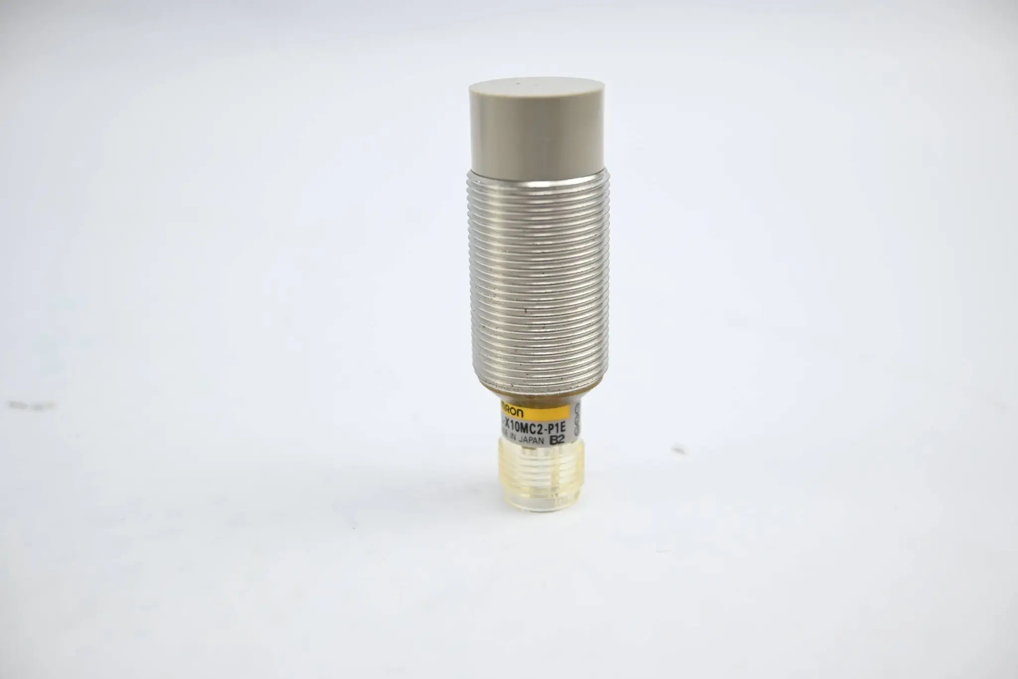 Produktfoto 1 von Omron Proximity Switch Näherungsschalter 12-24 VDC ( TL-X10MC2-P1E )