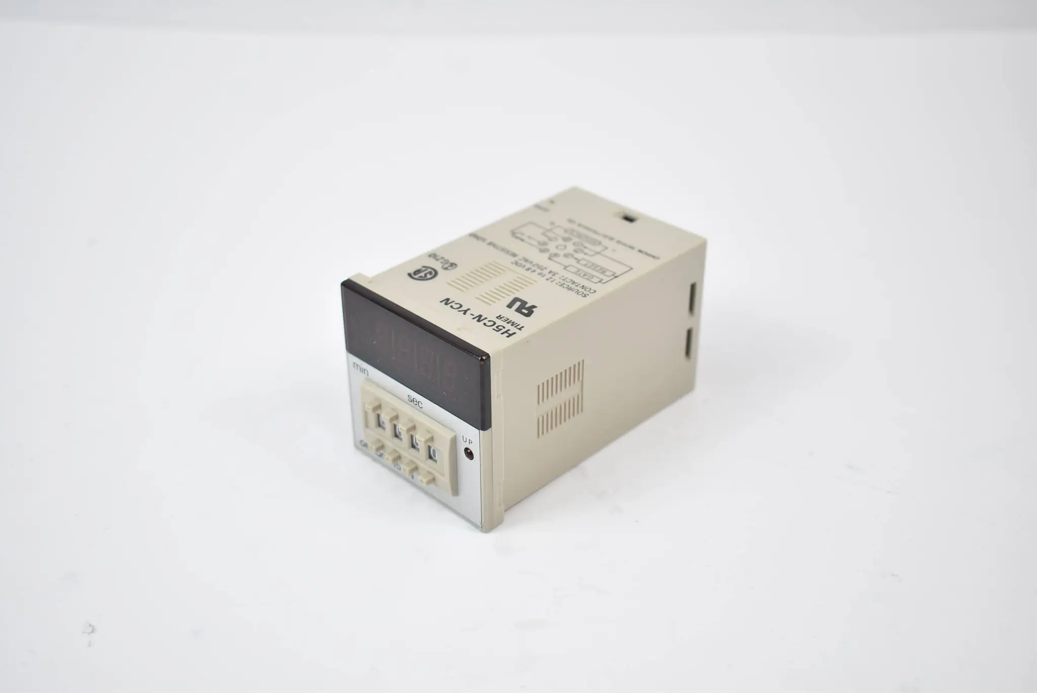 Produktfoto 1 von Omron Timer 99m59s 12 to 48 VDC ( H5CN-YCN )