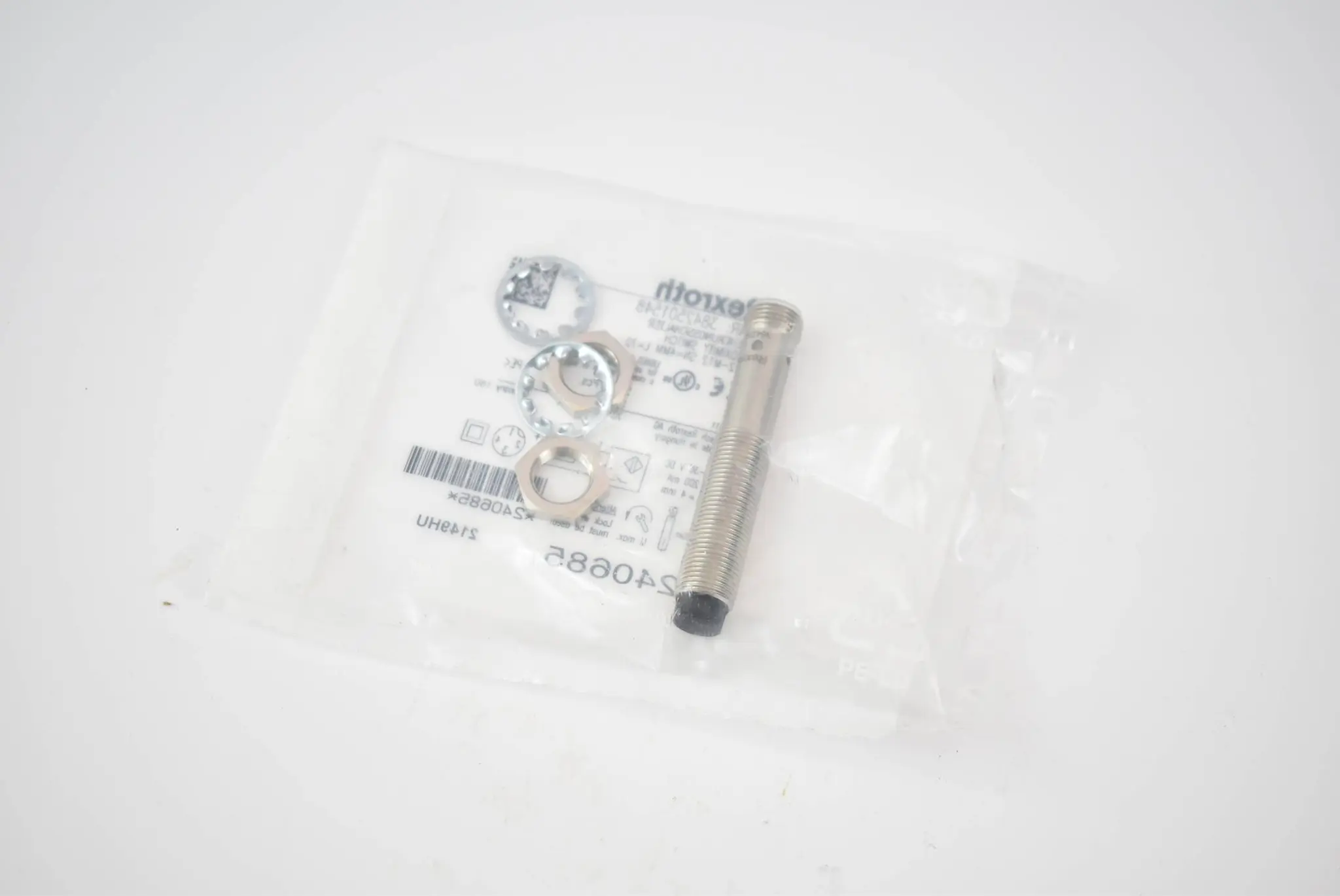 Produktfoto 1 von Rexroth Näherungsschalter 3842501548 ( M12-M12 ) 10-30VDC 200mA