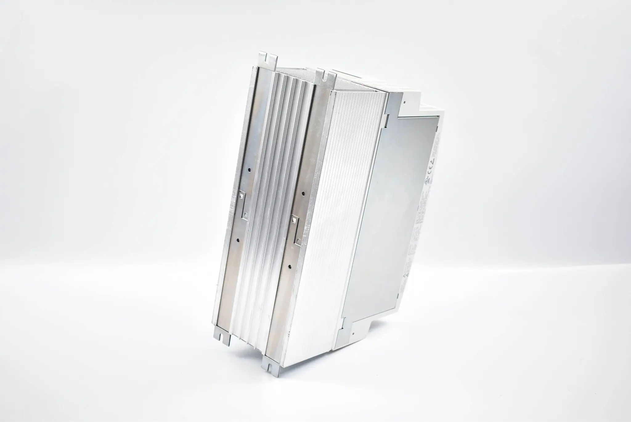 Produktfoto 1 von Lenze Frequenzumrichter EVS9326-ESV004 ( 13324792 )