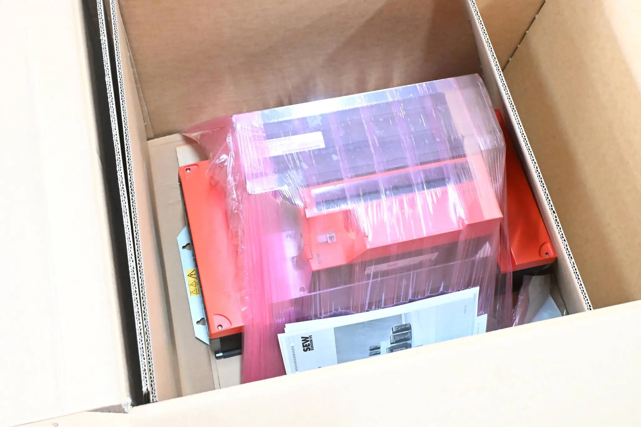 Produktfoto 1 von SEW-Eurodrive Movidrive Umrichter MDX61B0550-503-4-0T