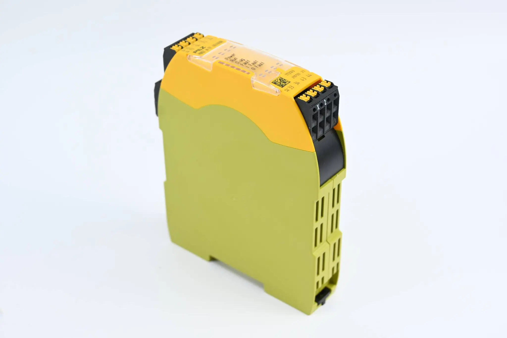 Produktfoto 1 von Pilz E/A Modul PNOZ m EF 4DI4DOR ( 772143 )