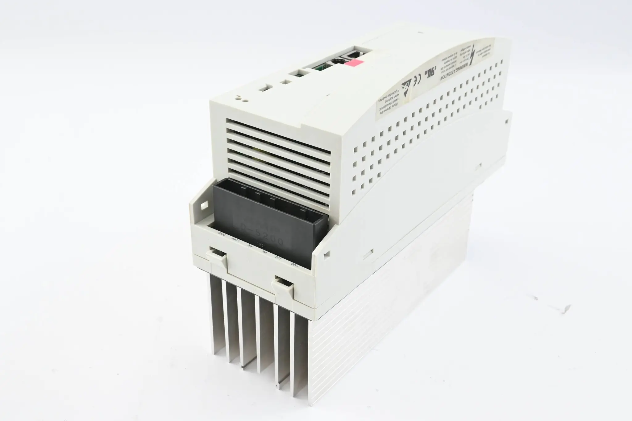 Produktfoto 1 von KUKA Lenze Servo Drive KSD1-16 E93DA552I4B531 ( 00470130 ) E93DA552I4B531XX2A22