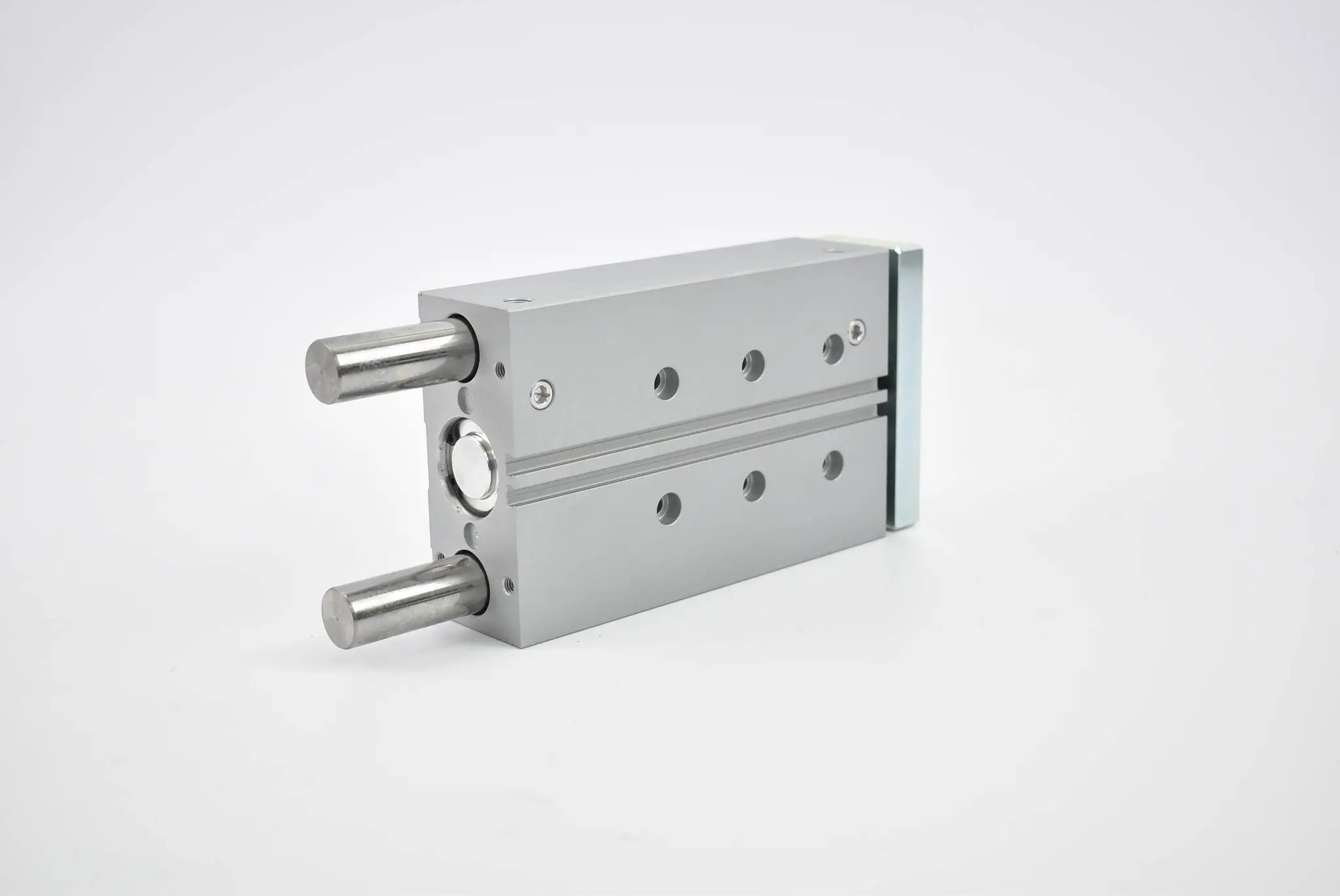 Produktfoto 1 von Festo Führungszylinder 1,5-10 bar 0,8m/s DFM-32-125-P-A-GF ( 170861 )