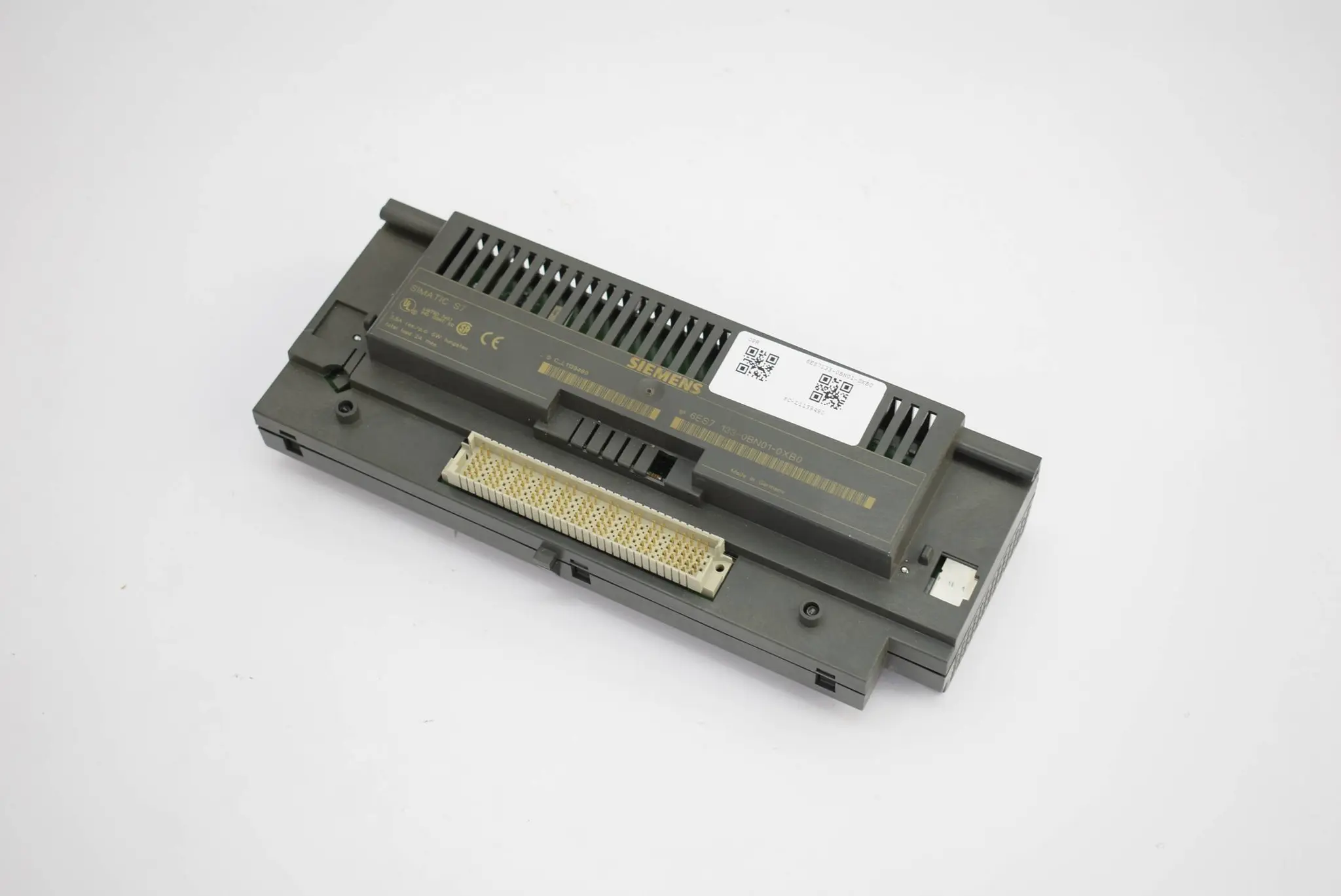 Produktfoto 1 von Siemens Simatic DP 6ES7133-0BN01-0XB0 ( 6ES7 133-0BN01-0XB0 )
