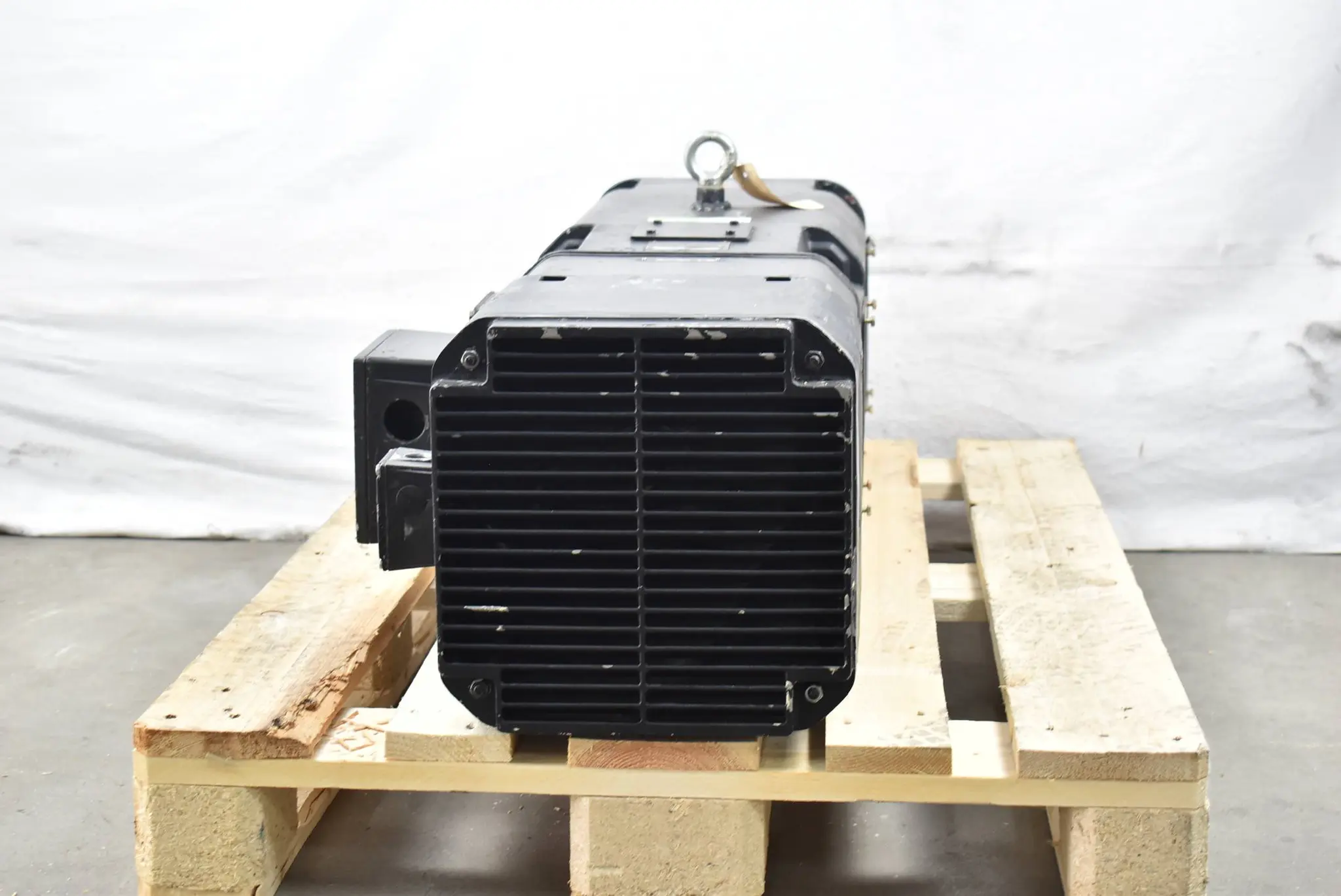 Produktfoto 1 von Siemens Servomotor 1GL5164-0ZF49-6HU7-Z  ( 1GL51 64-0ZF49-6HU7-Z ) 43-380V