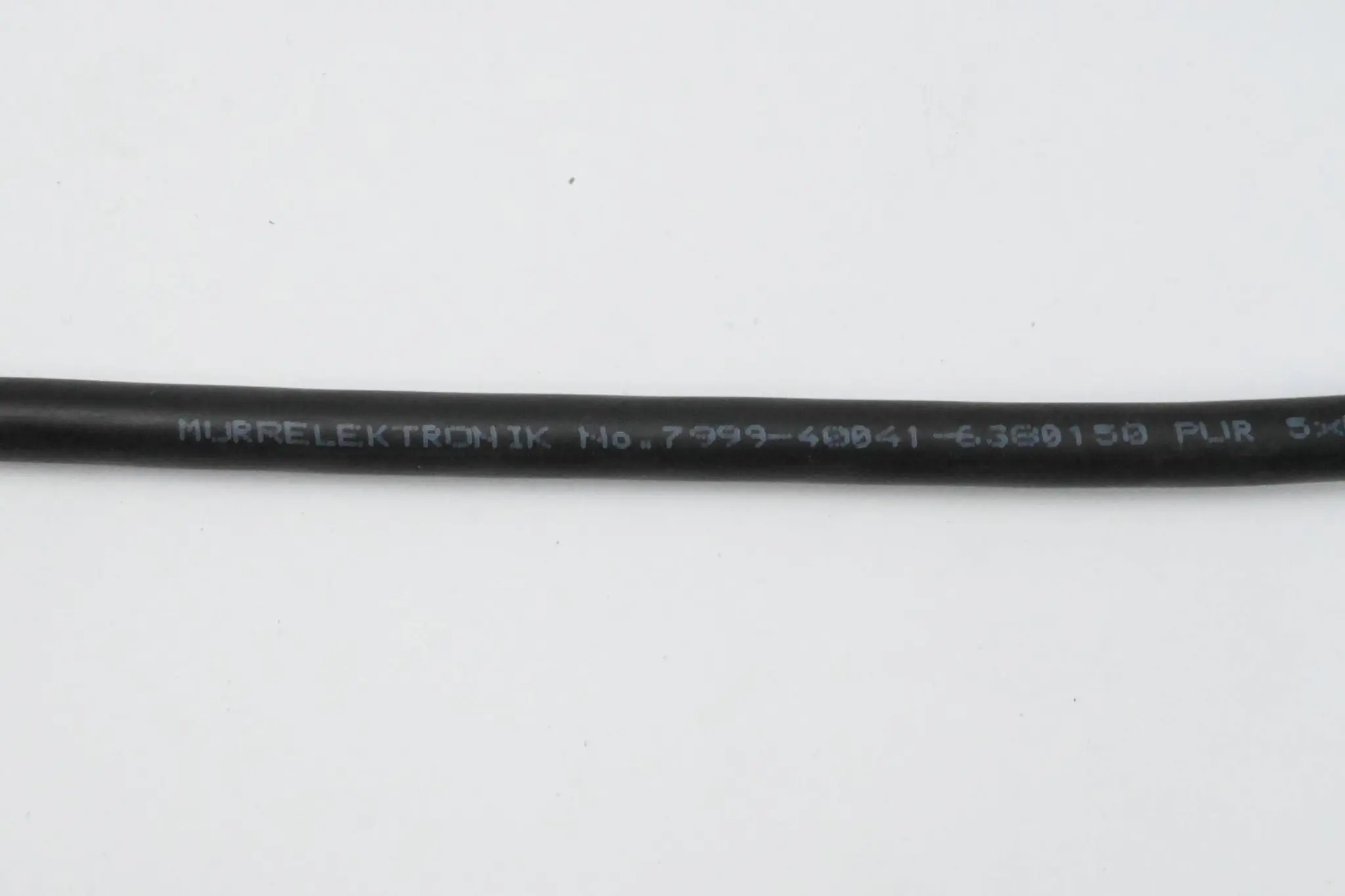 Produktfoto 1 von Murr Elektronik Steckverbinder 7999-40041-6380150 1,5m
