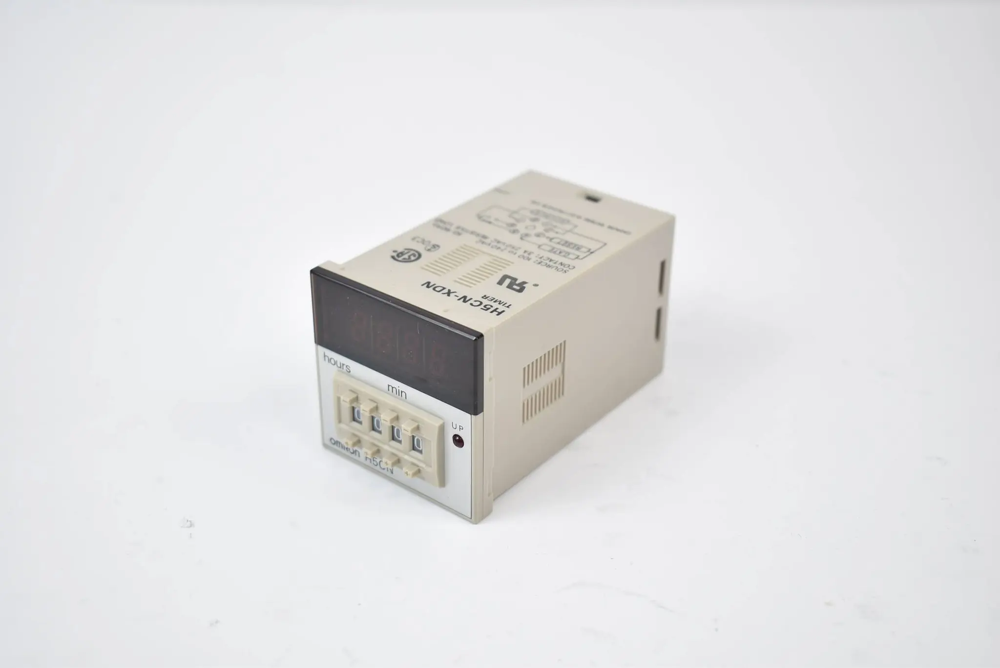 Produktfoto 1 von Omron Timer H5CN-XDN 99h59m 100 to 240 VAC