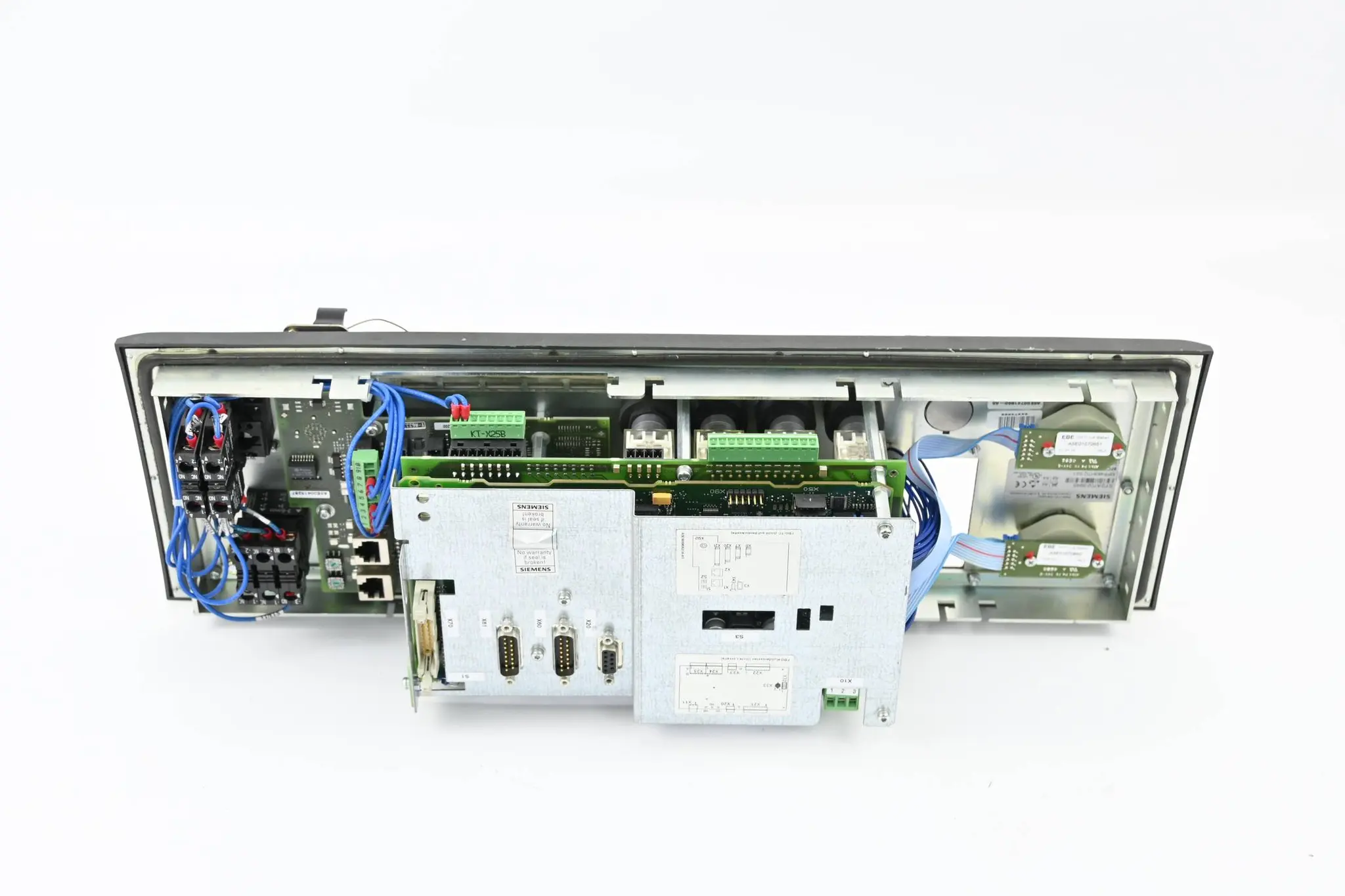 Produktfoto 1 von Siemens Sinumerik Bedienpanel 6FC5303-1AF02-8AW0 ( 6FC5 303-1AF02-8AW0 )