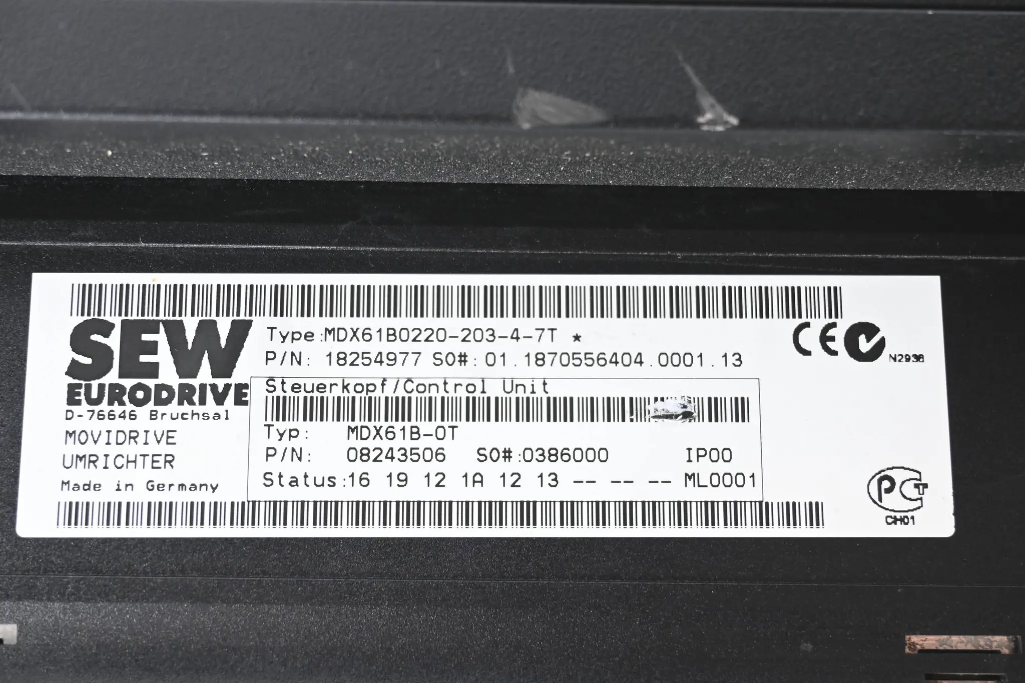 Produktfoto 1 von SEW-Eurodrive Movidrive Umrichter MDX61B0220-203-4-7T inkl. MDX60A0220-203-4-07