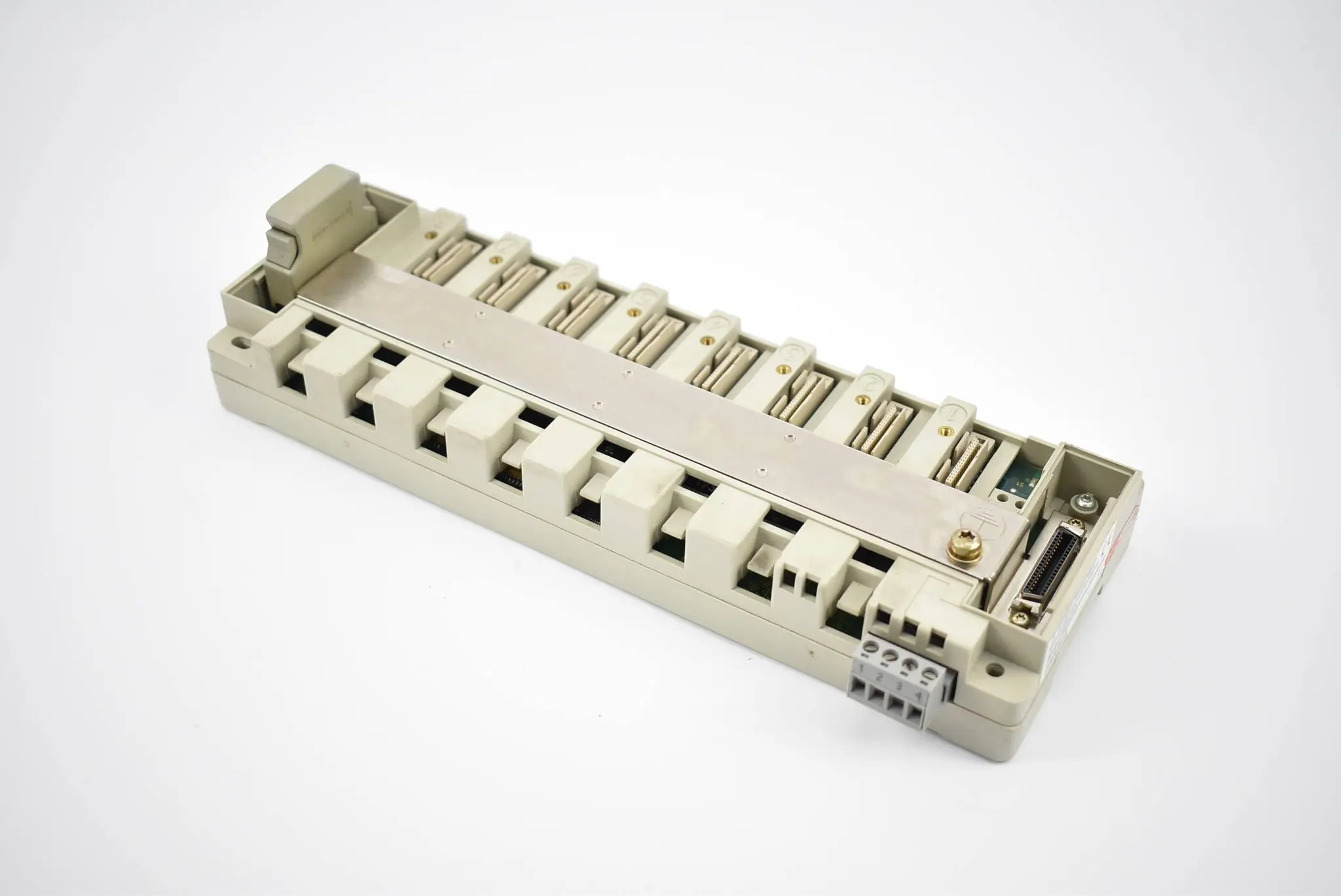Produktfoto 1 von Siemens Sinumerik Terminalblock 6FC5211-0AA00-0AA0 ( 6FC5 211-0AA00-0AA0 )