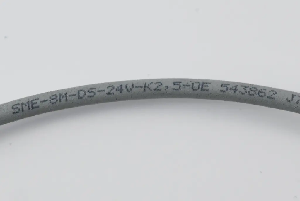 Produktfoto 1 von Festo Näherungsschalter SME-8M-DS-24V-K-2,5-OE ( 543862 )