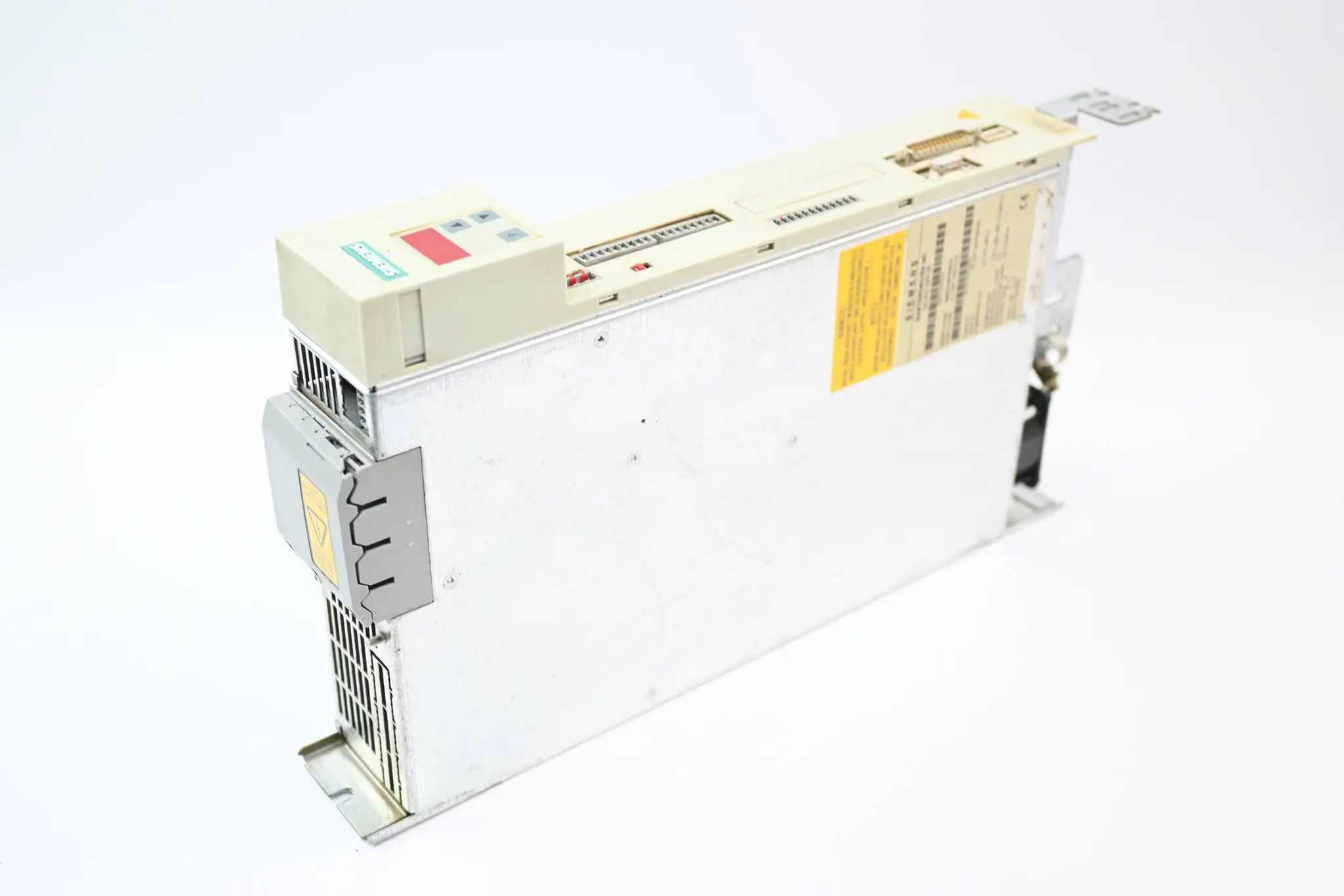 Produktfoto 1 von Siemens Masterdrives MC DC/AC Drive 6SE7016-0TP50-Z ( Z=G61 + K80 + C43 ) E.B