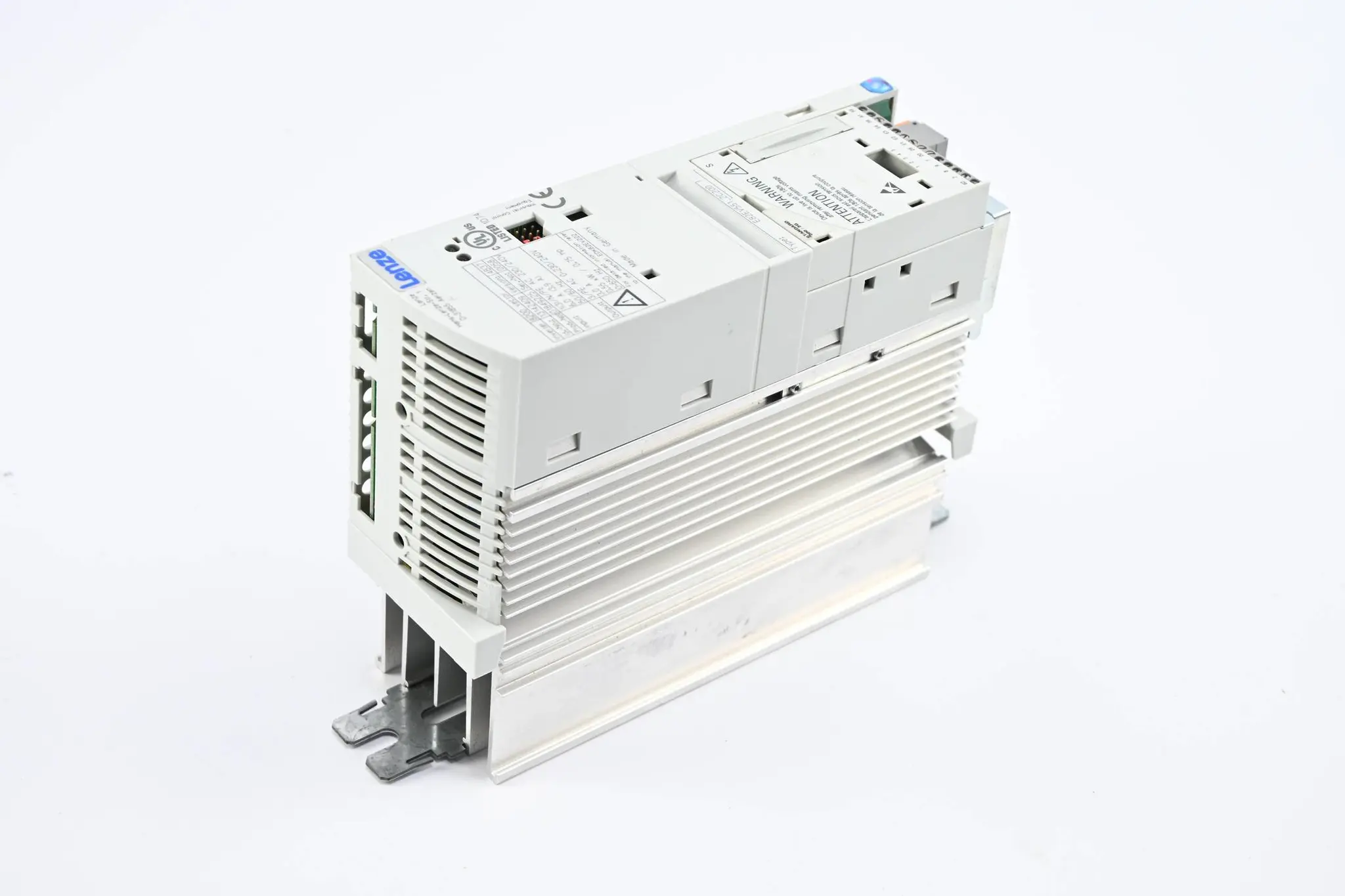 Produktfoto 1 von Lenze 8200 vector Frequenzumrichter E82EV551S2C200 ( 13142409 ) Ver. 4B37