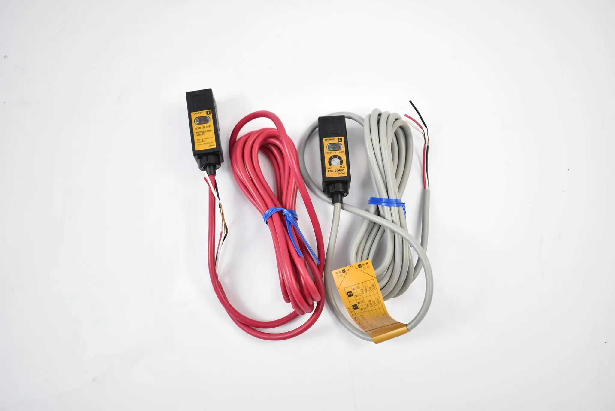 Produktfoto 1 von Omron Photoelectric Switch E3S-2E41 ( 12 -  24VDC )